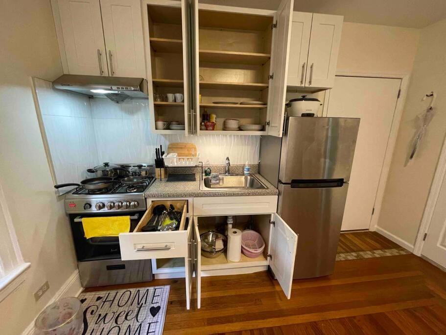 Apartment Entire Cozy 1br In Heart Of Queens L New York