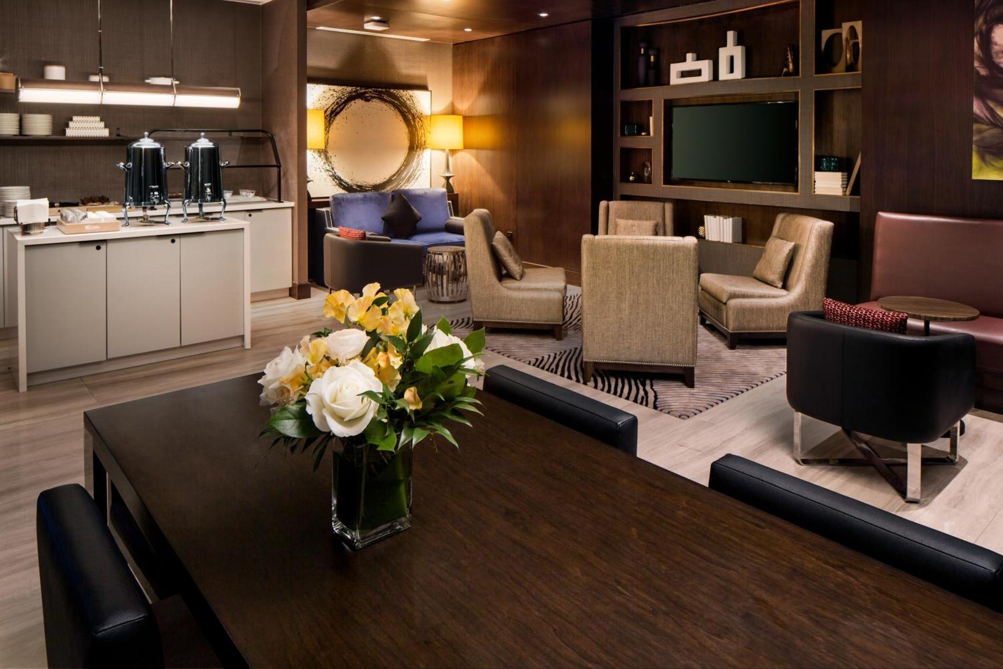 Hilton Brooklyn - Newly Renovated New York