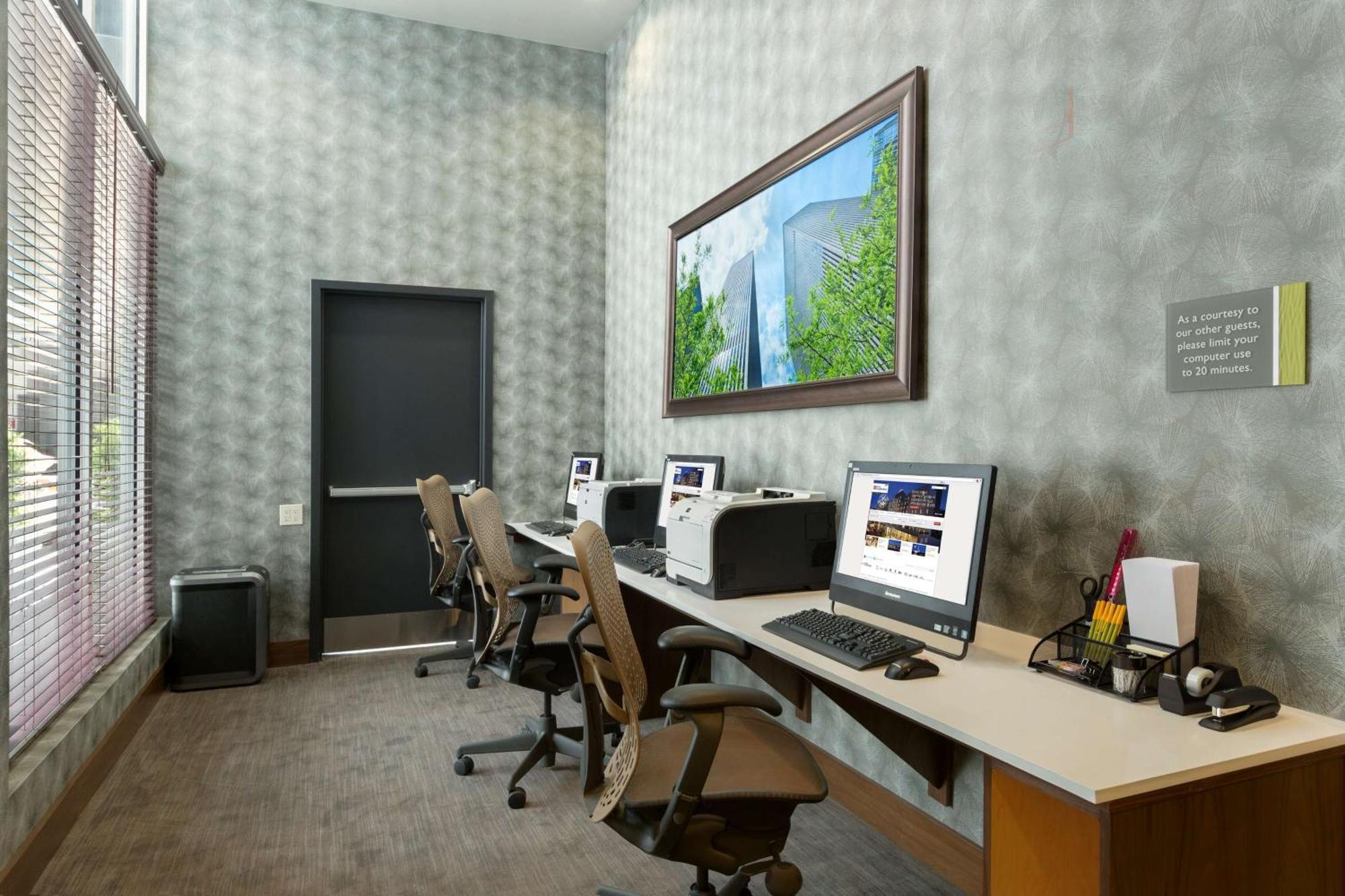 Hilton Garden Manhattan Midtown East 3* New York