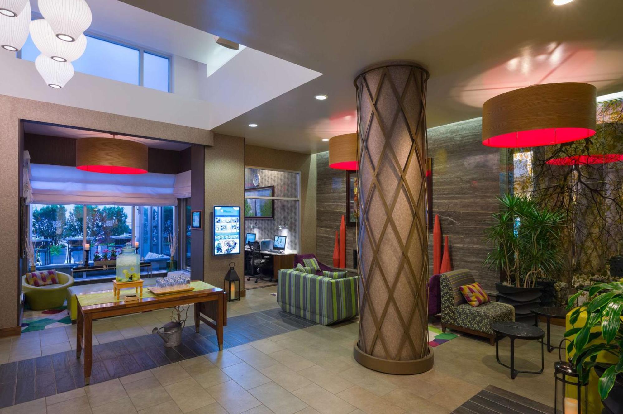 Hilton Garden Manhattan Midtown East Hotel 3*