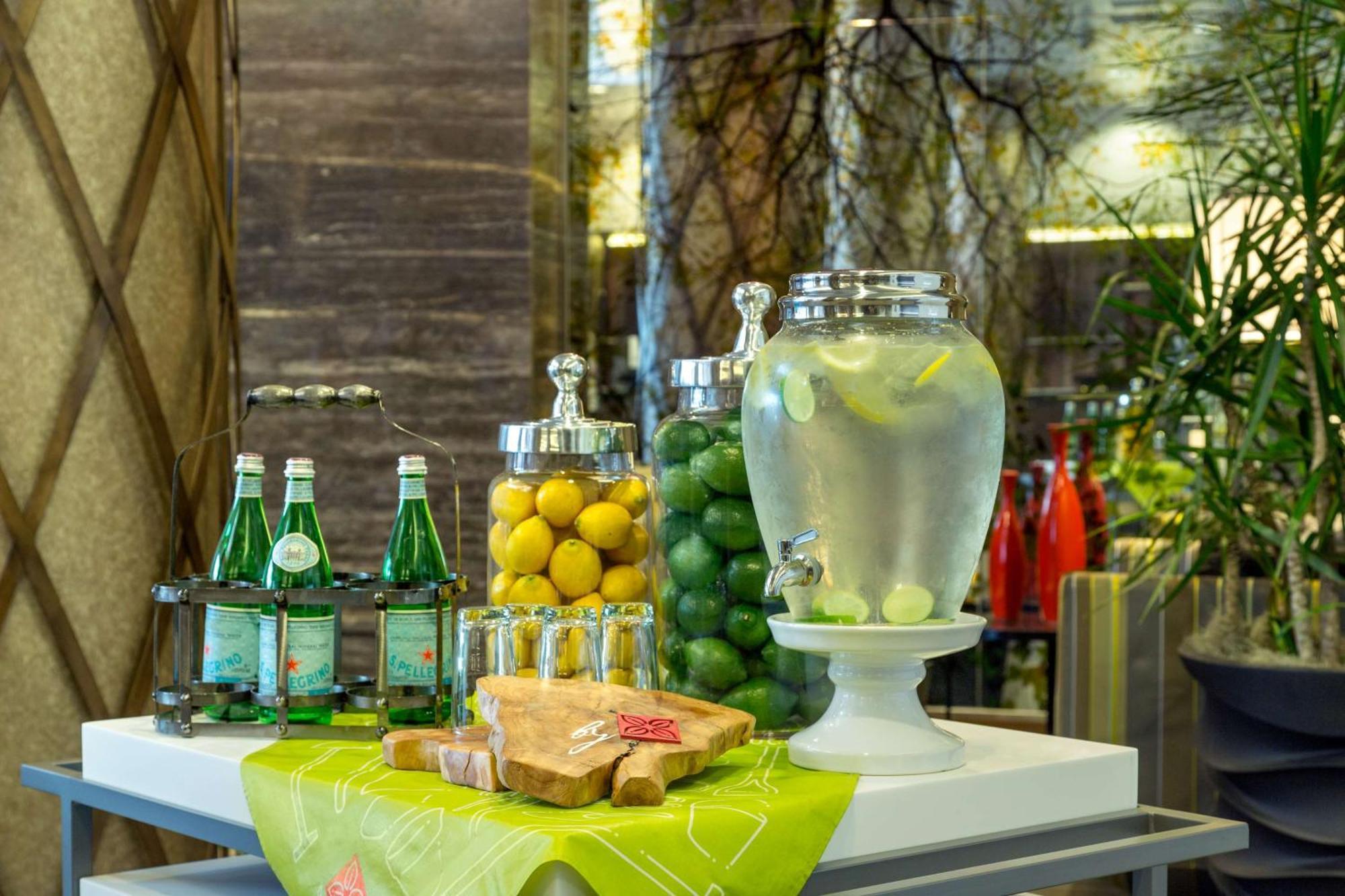 Hilton Garden Manhattan Midtown East Hotel 3*