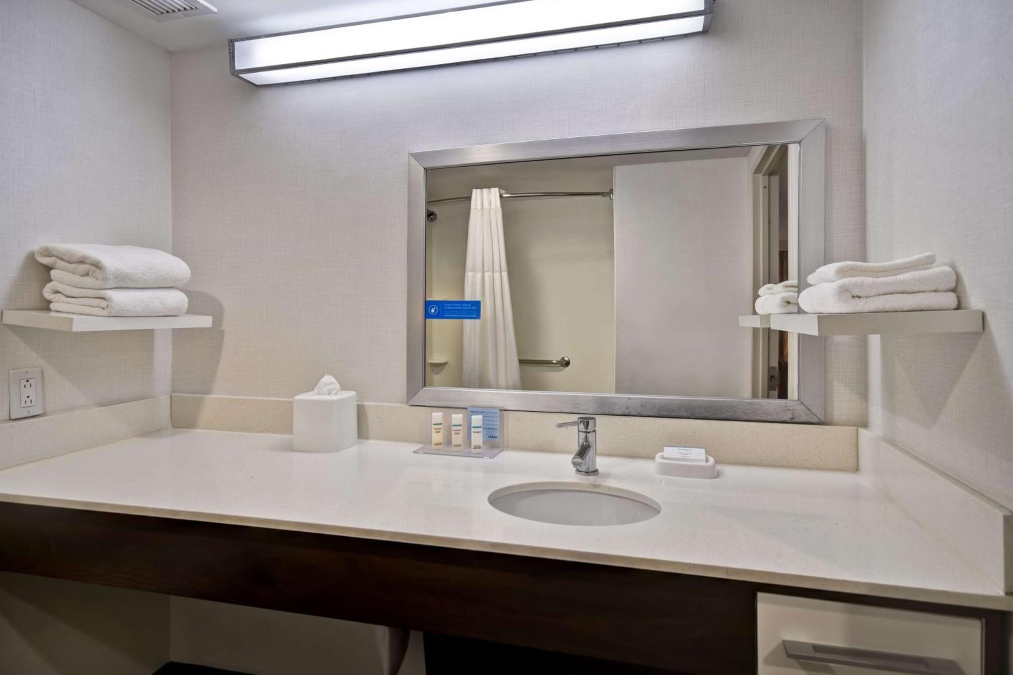 Hampton Ny-jfk Hotel