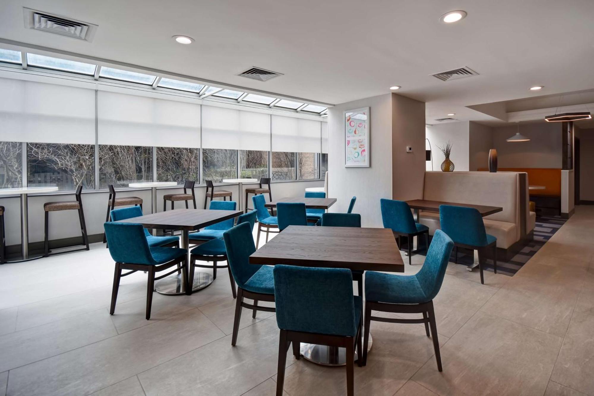 Hotel Hampton Ny-jfk 3*