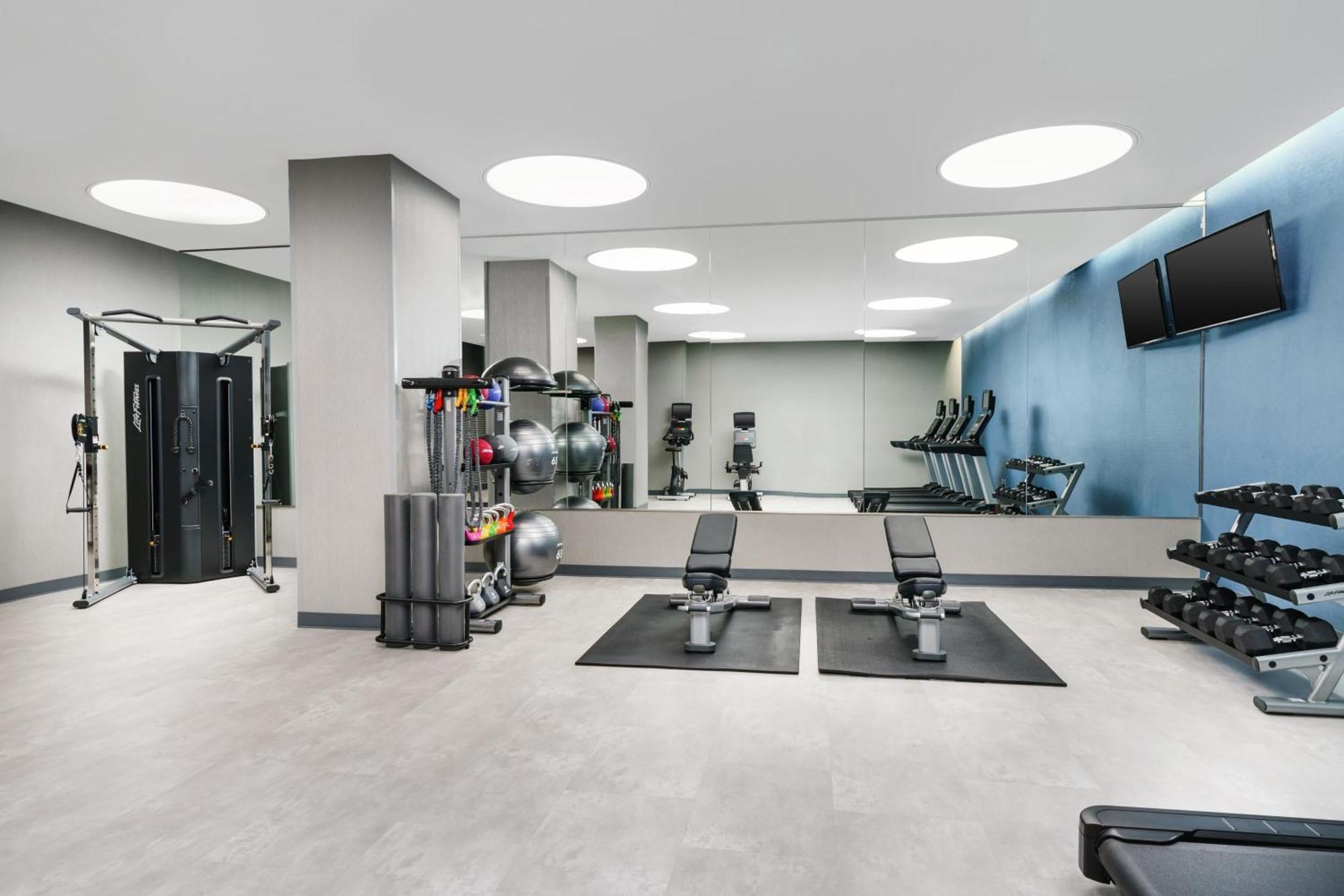 Fairfield & By Marriott Midtown Manhattan/penn Station 4*