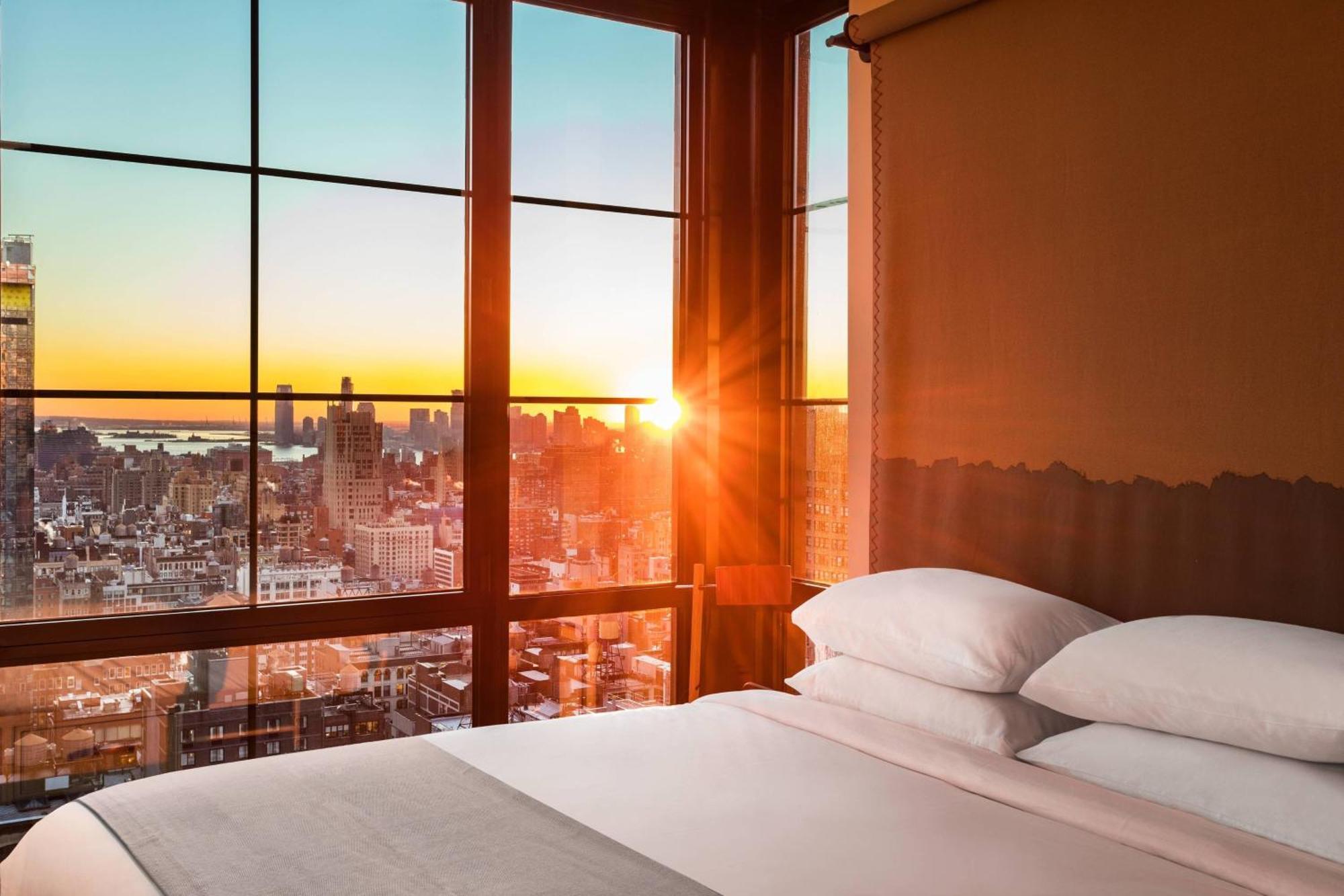 Hotel Moxy Nyc Chelsea 4*