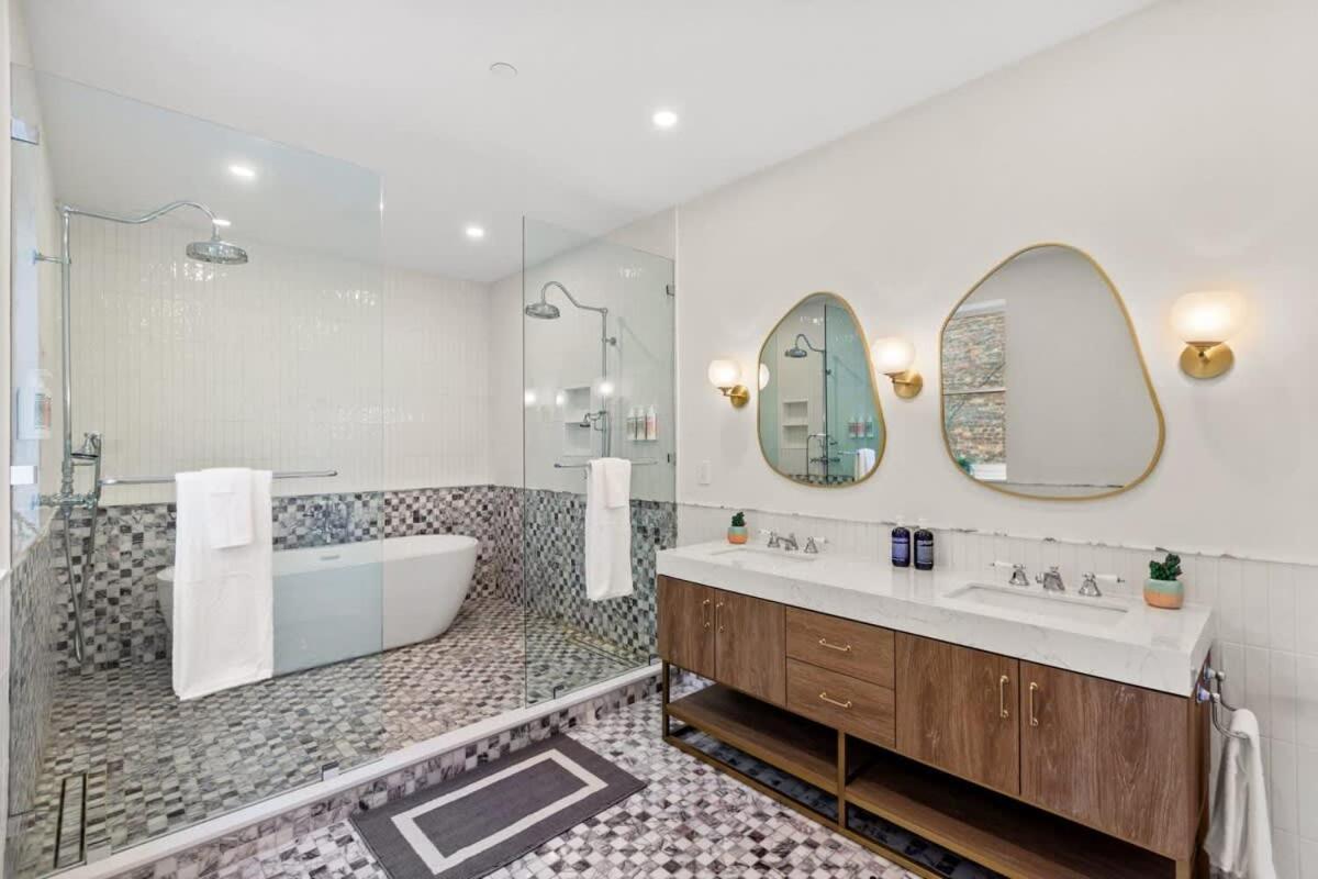 Riverside By Rove Travel 7br Modern Townhouse New York