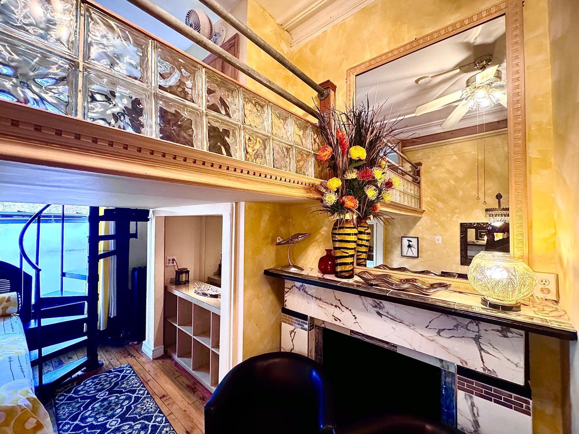 The International Cozy 3*