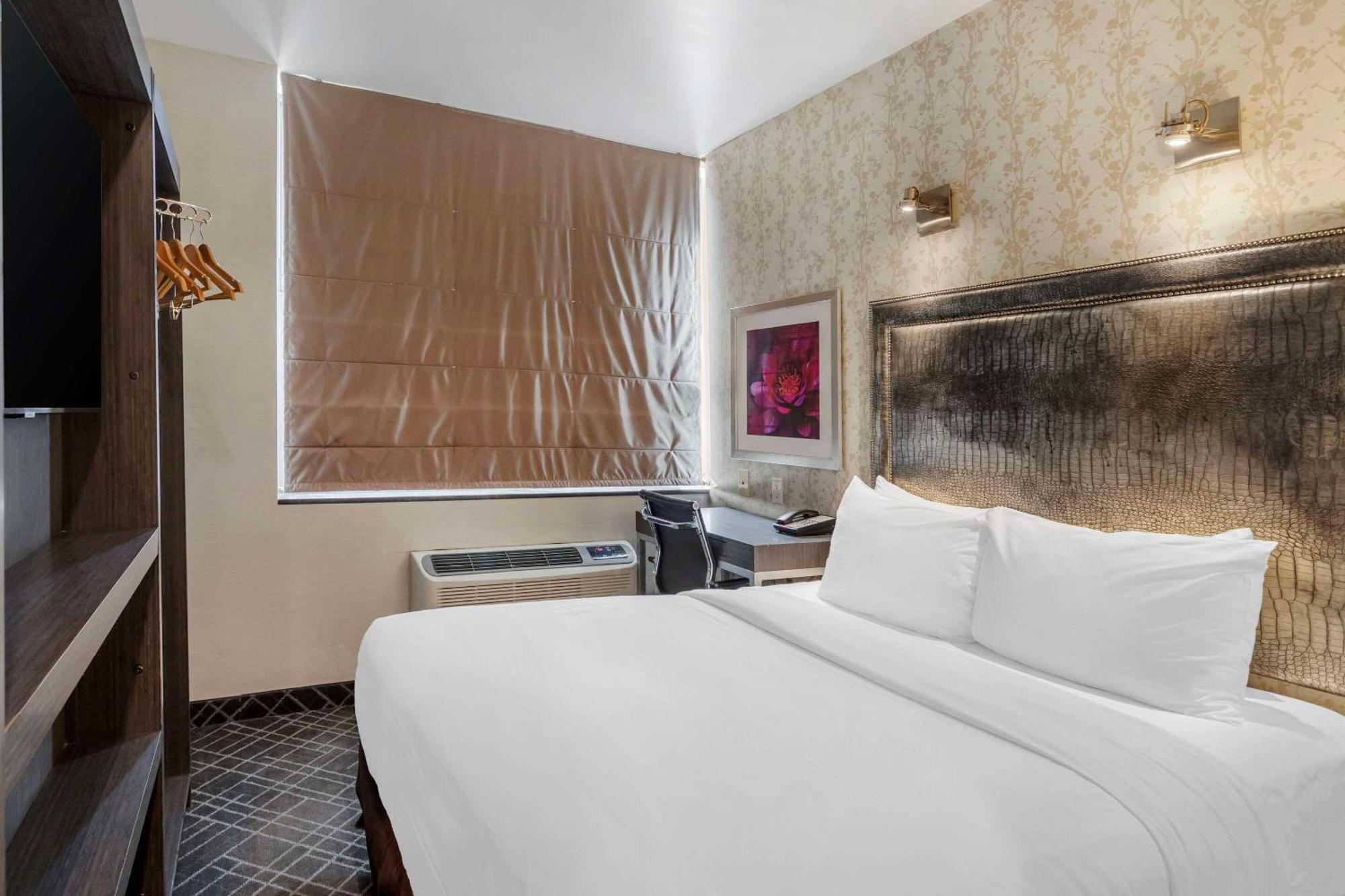 Comfort Manhattan - Midtown West Inn 3*