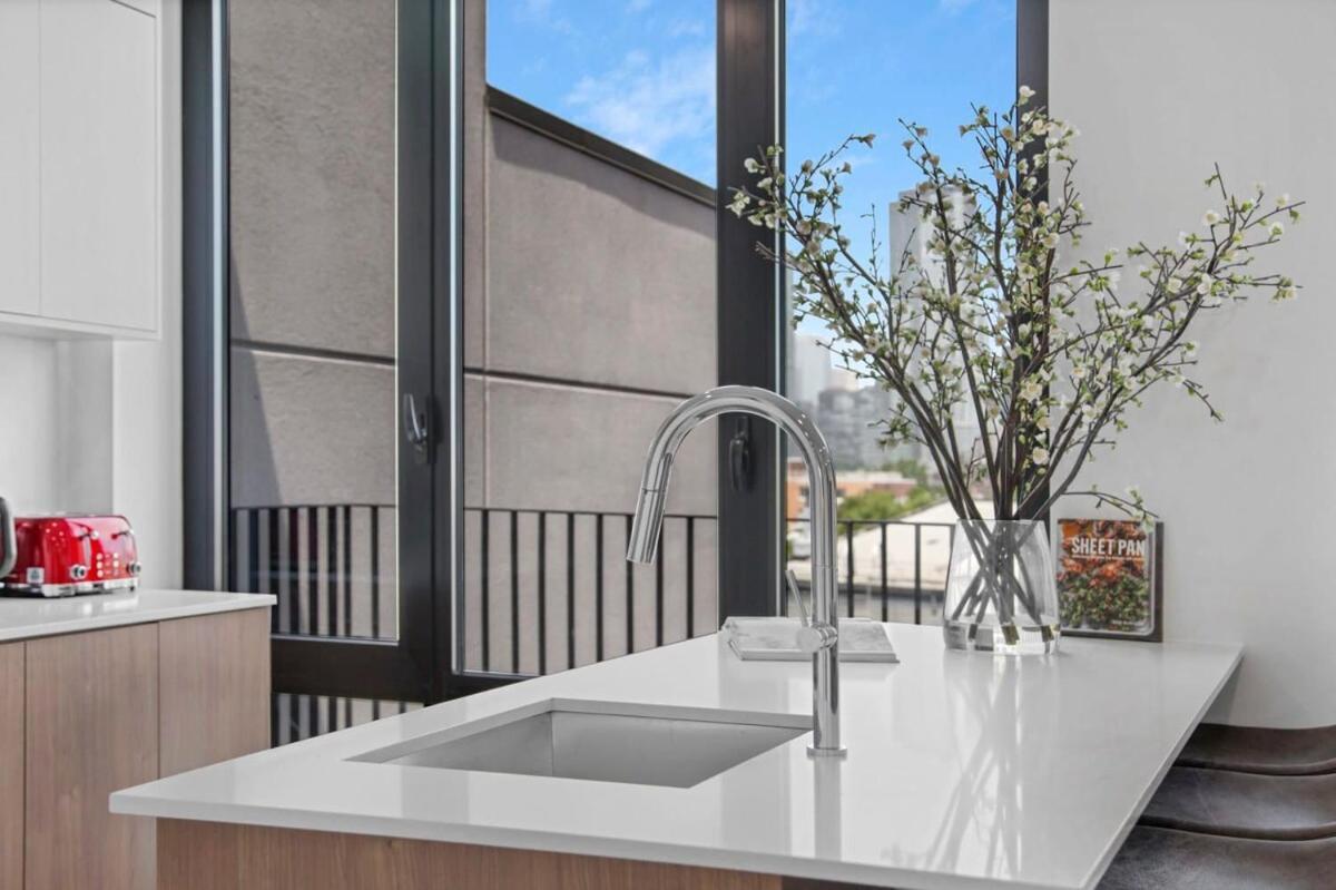149bk-601 New Ph 2br-2bath Private Rooftop W D Holiday home