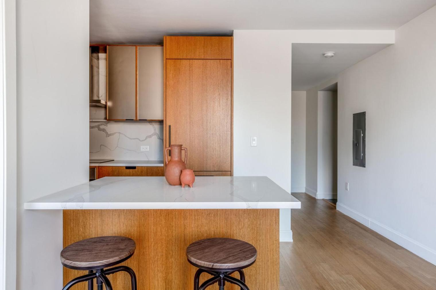 Apartment Midtown East 2br W Gym Doorman Wd Nr Parks Nyc-1206 *