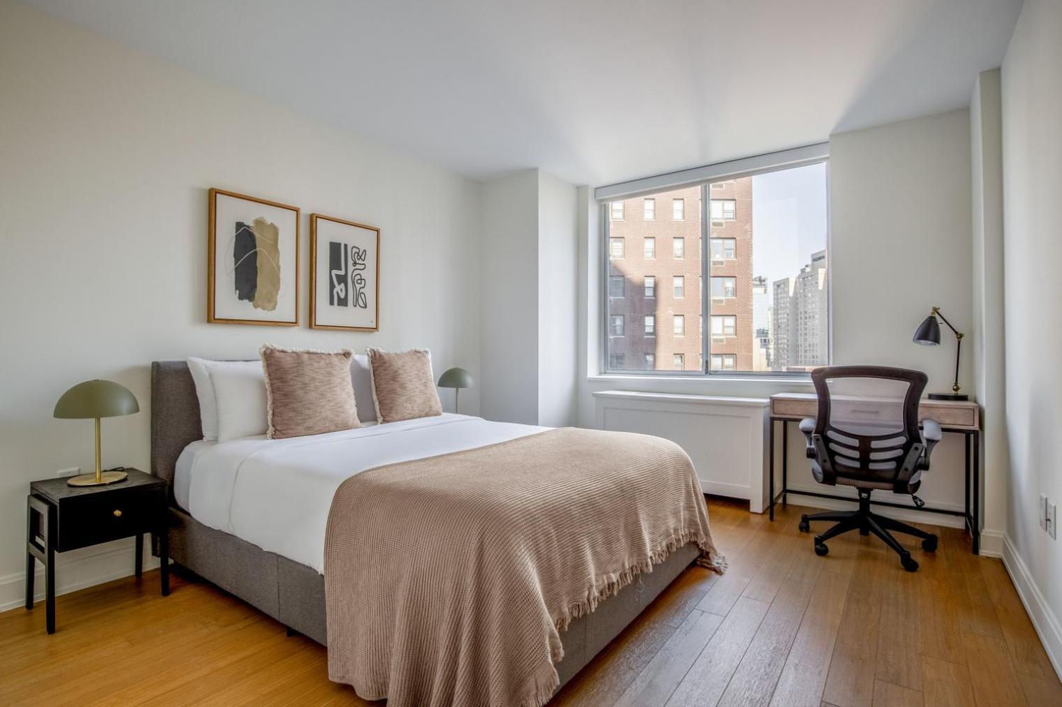 Apartment Midtown East 2br W Gym Doorman Wd Nr Parks Nyc-1206 *