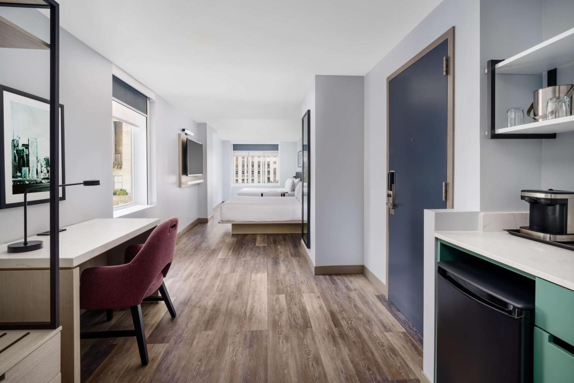 Doubletree By Hilton Midtown Fifth Ave 4*