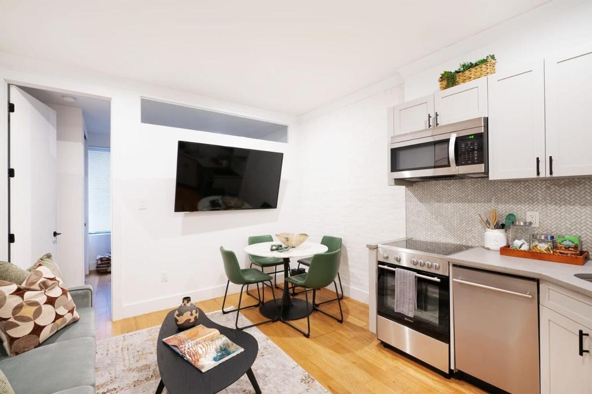 1288-3rs New Renovated 2 Bedrooms