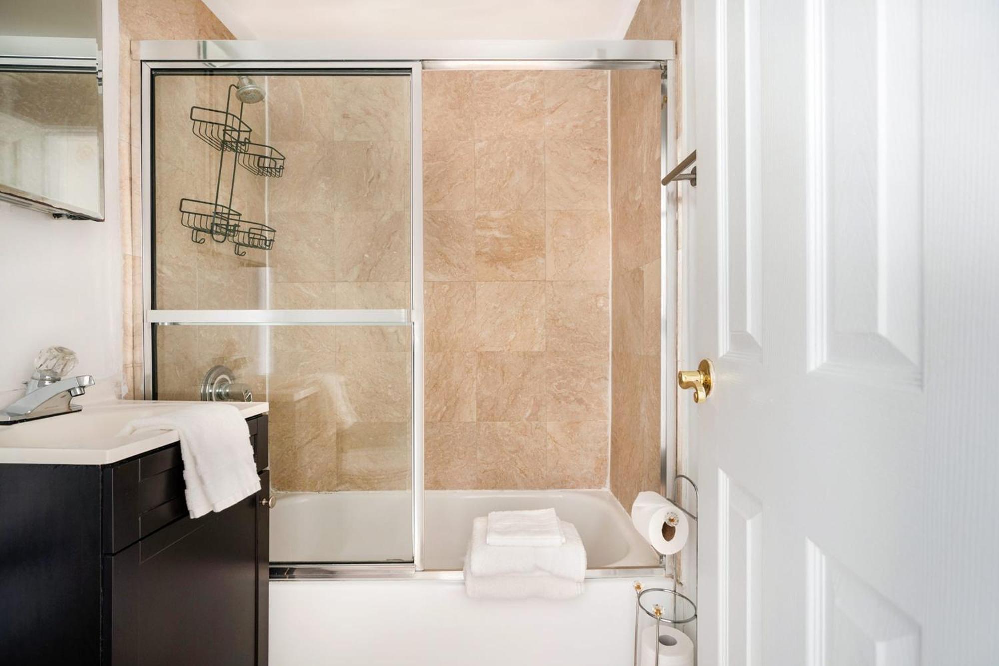 Apartment 350-1a Gramercy New 1br Sleeps4 Newly Furnished *