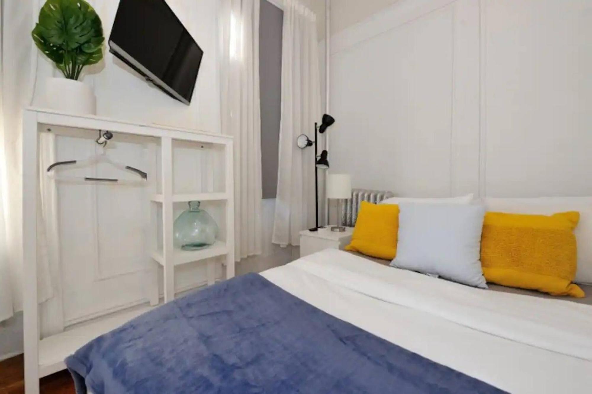 Ideal 3br Near Times Square Apartment New York