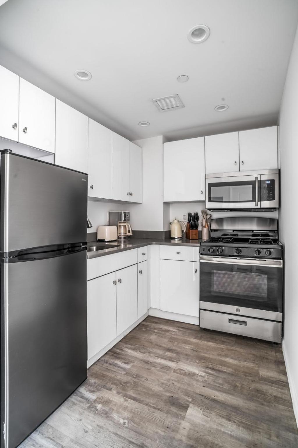 Modern 2-br With Southern Views * New York
