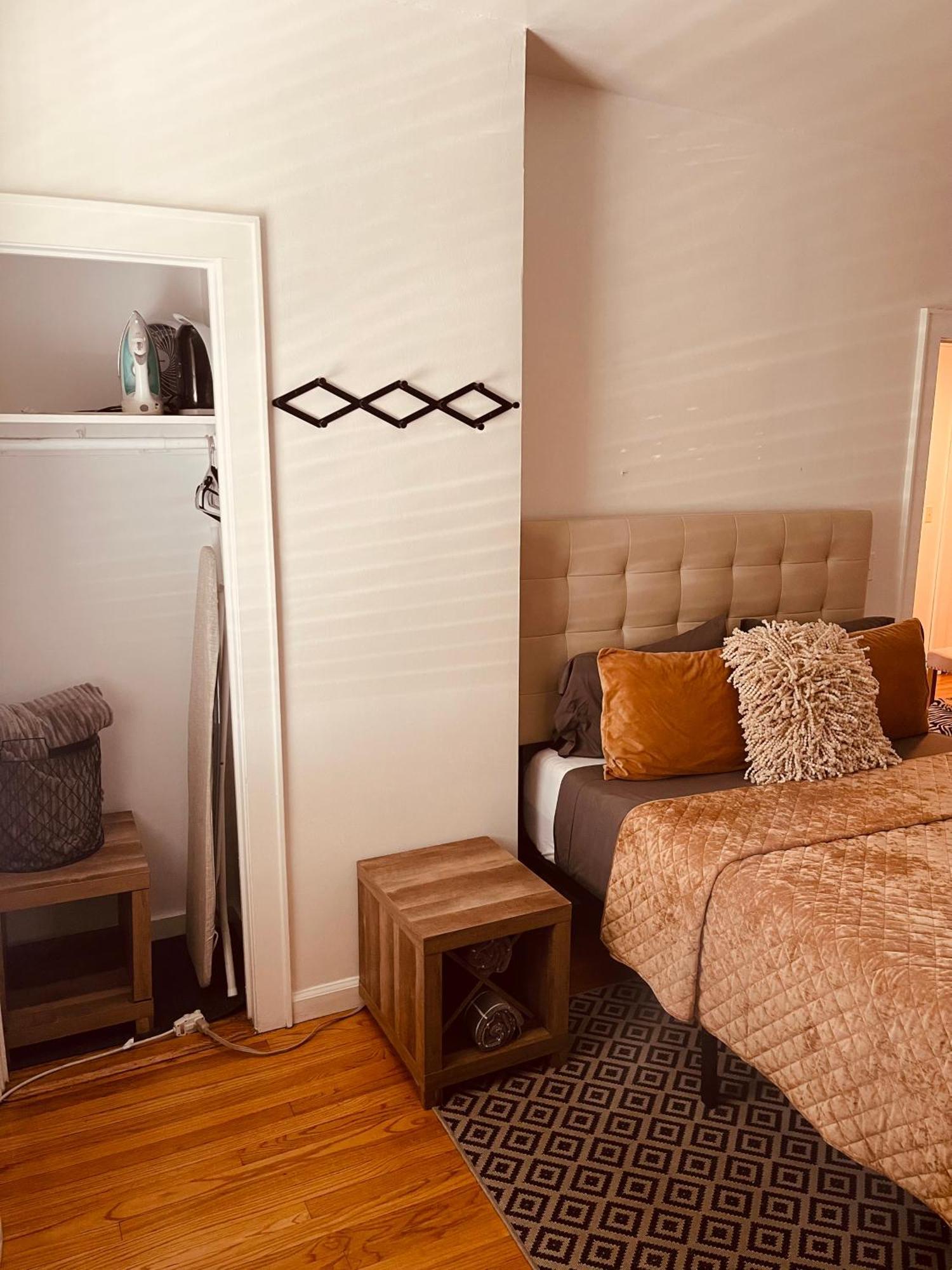 Private In Townhouse W 2 Baths Fq Beds 1-3ppl Apartment New York