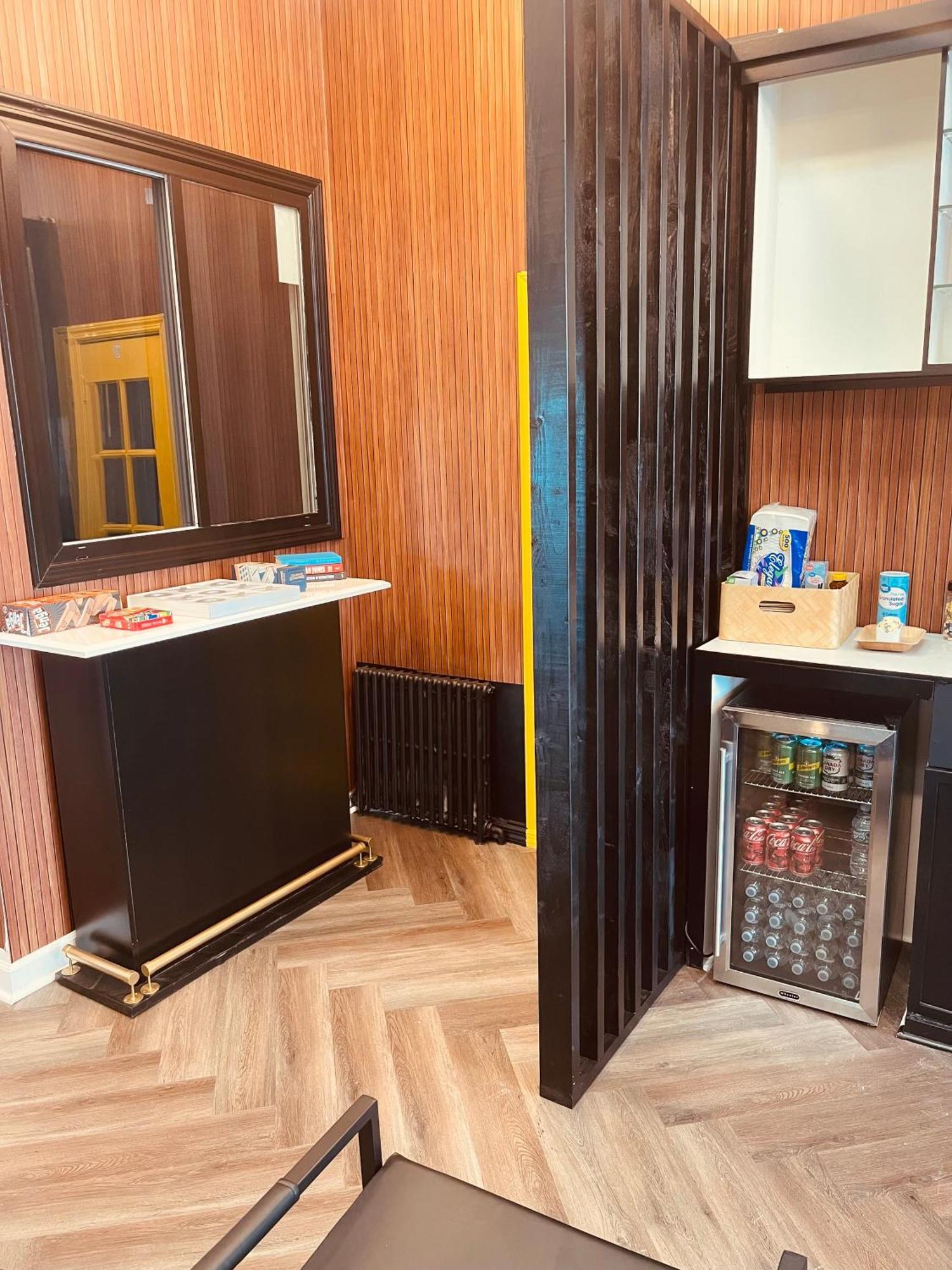 Apartment Private In Townhouse W 2 Baths Fq Beds 1-3ppl