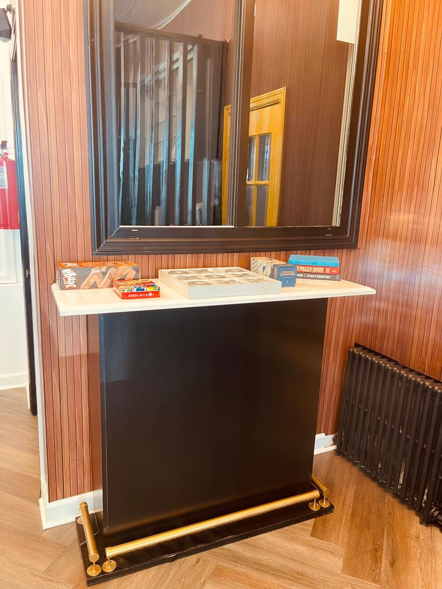 Apartment Private In Townhouse W 2 Baths Fq Beds 1-3ppl *