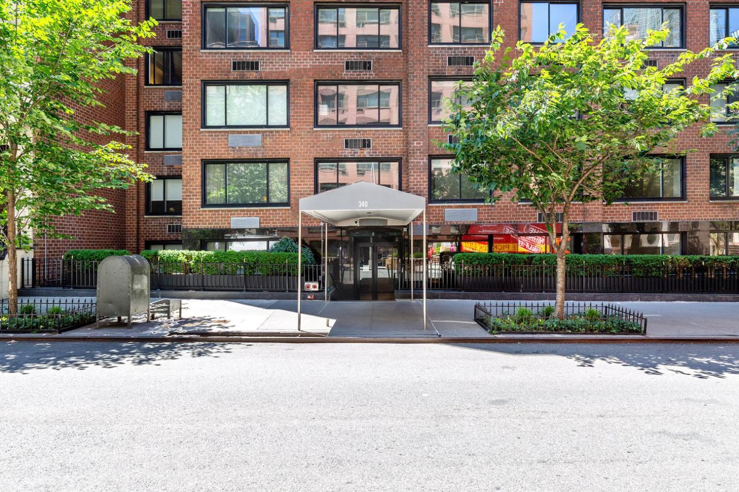 Midtown E 1br W Gym Doorman Nr Bloomingdales Nyc-618 Apartment New York