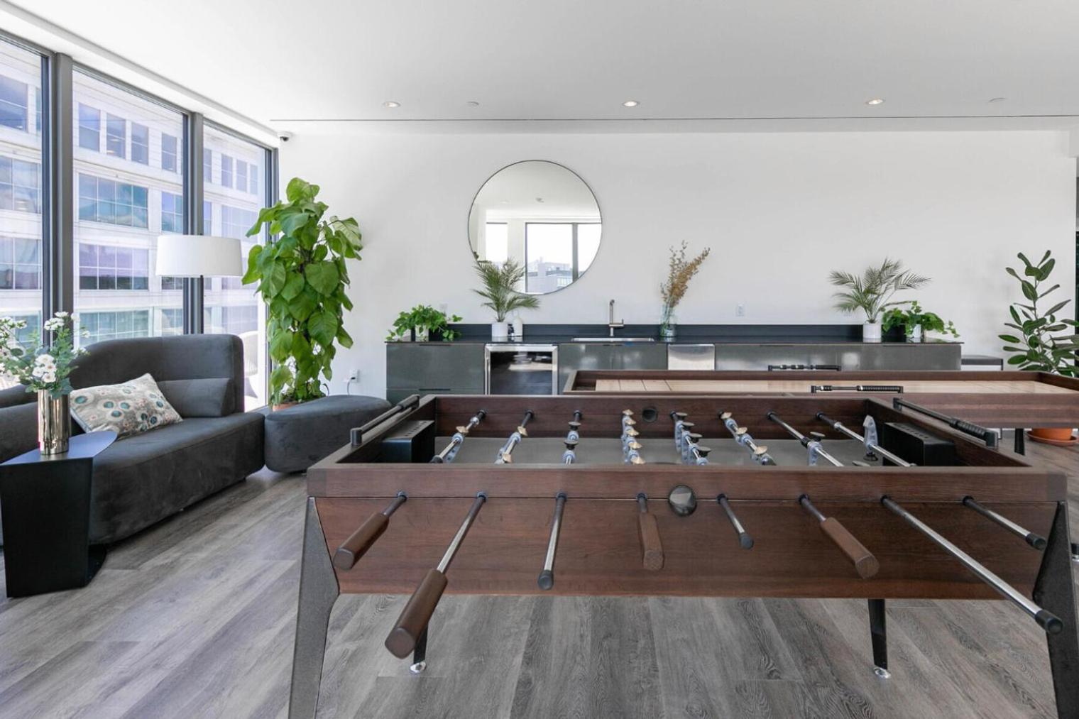 Clinton Hill 1br W Wd Gym Pool Nr Bam Nyc-972 *