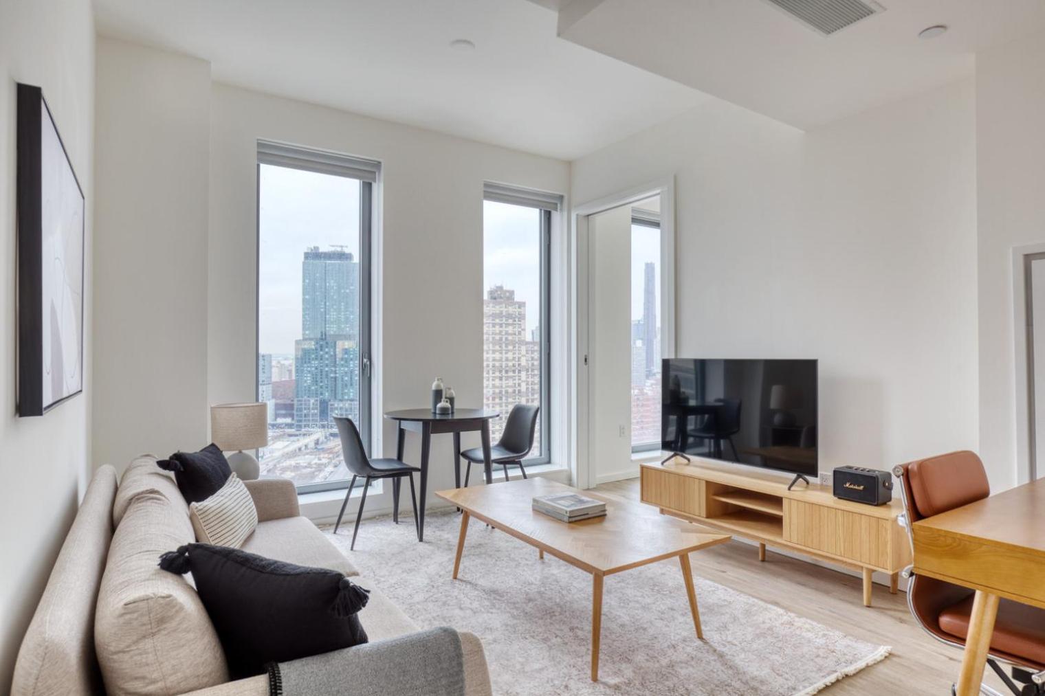 Clinton Hill 1br W Wd Gym Pool Nr Bam Nyc-972 * New York