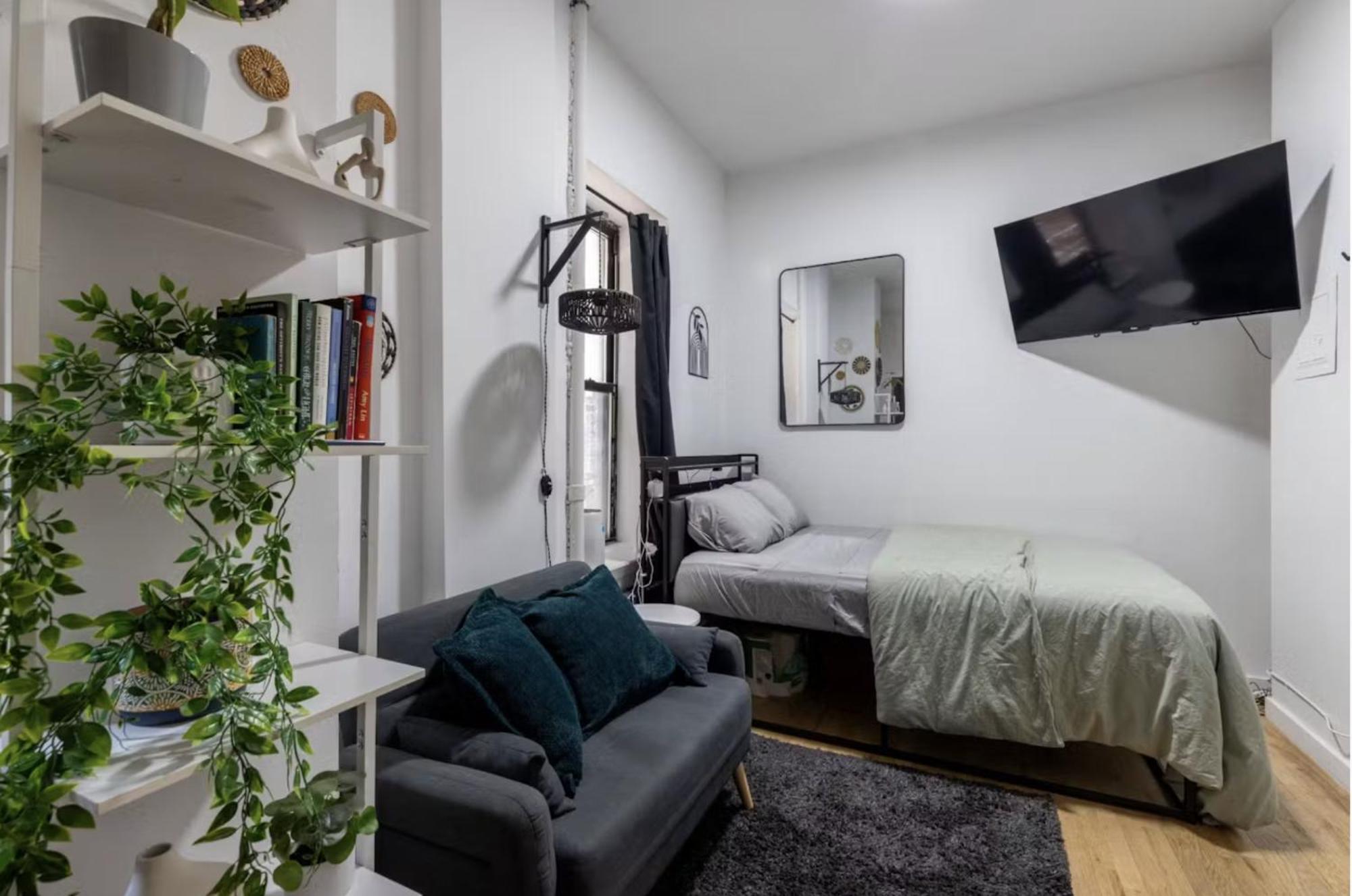 Steps From Everything - Modern In Downtown's Union Square Apartment