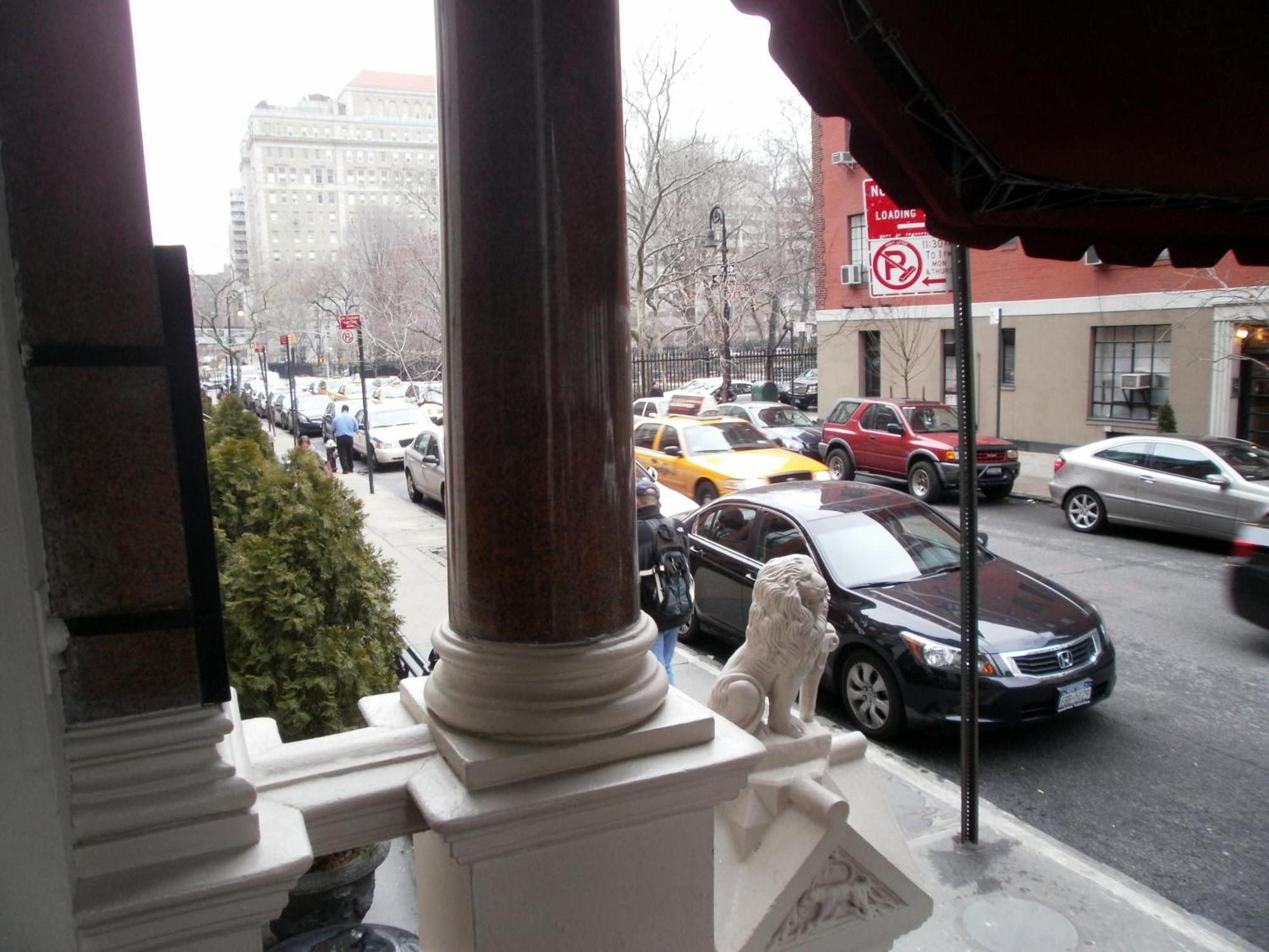 17 New York