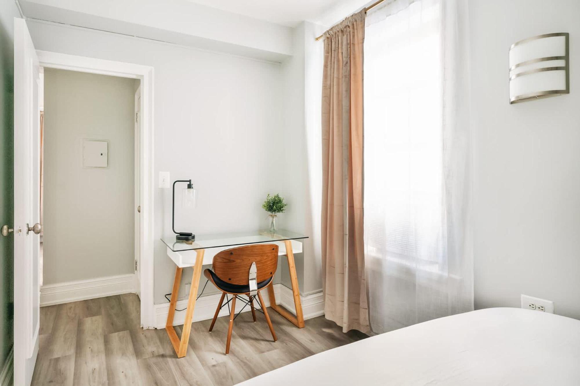 73-308 New 1br 1bth Uws Doorman Gym Apartment New York