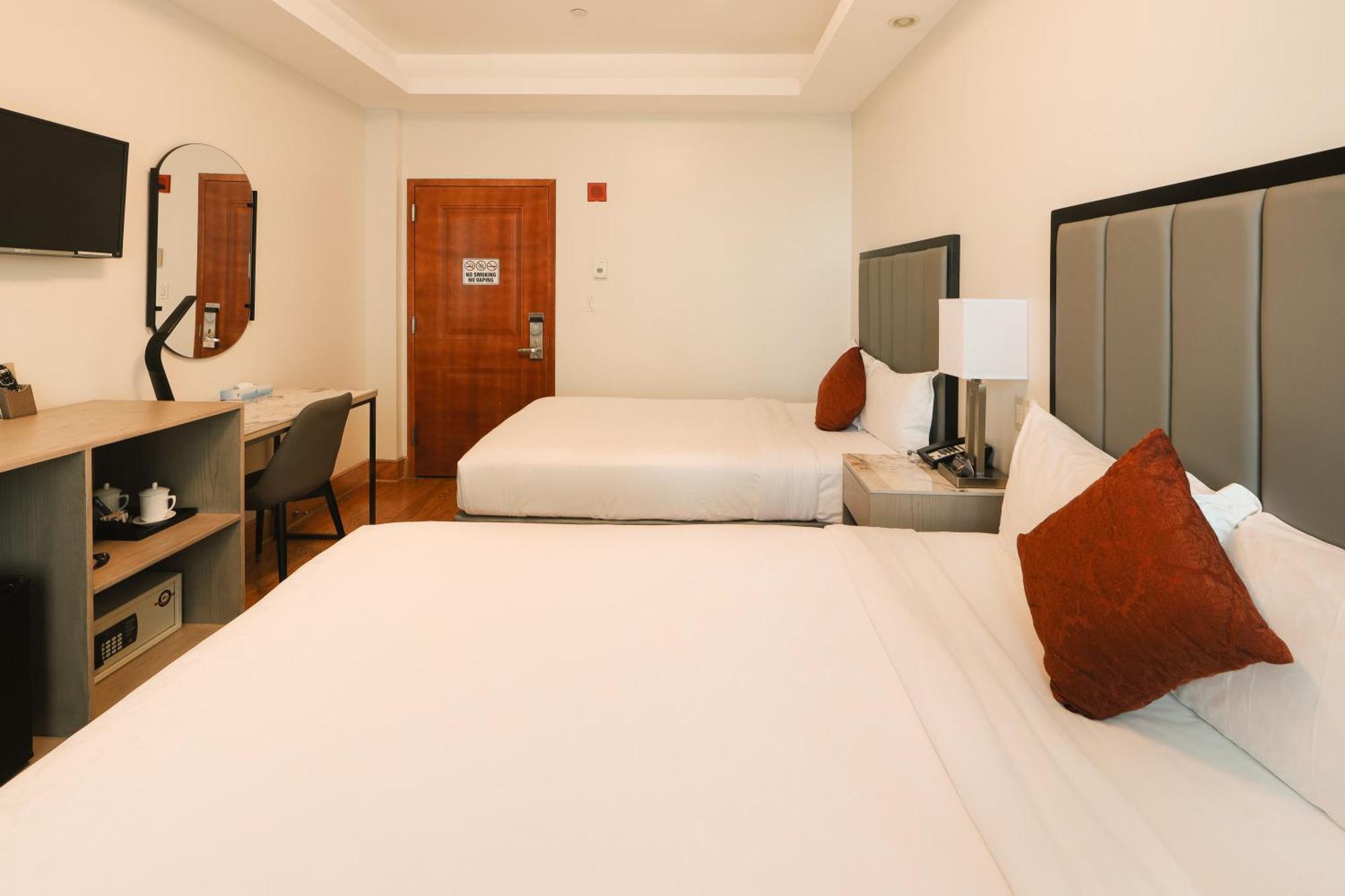 Asiatic - Flushing Hotel 3*