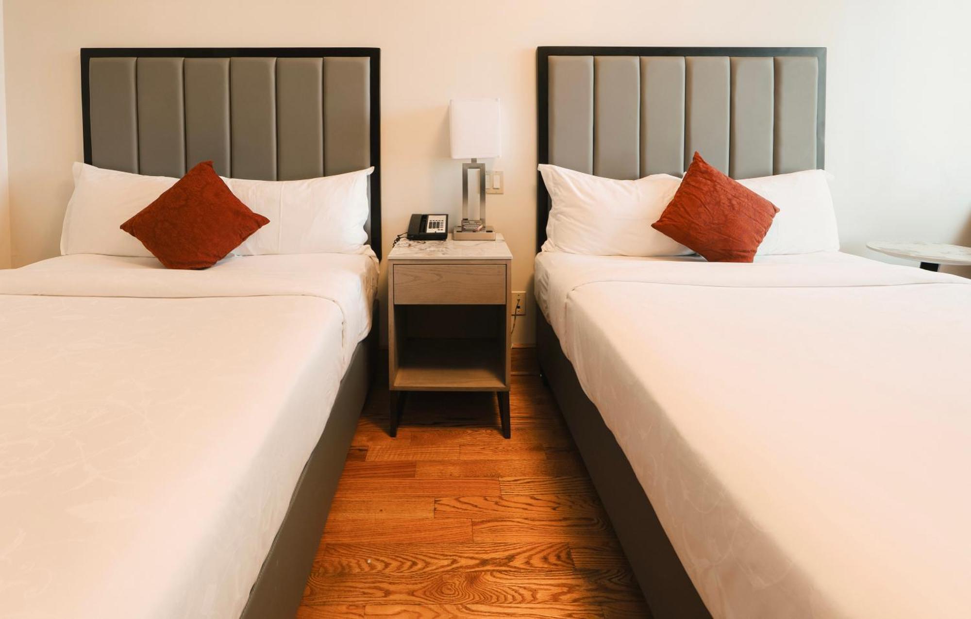 Asiatic - Flushing Hotel 3*
