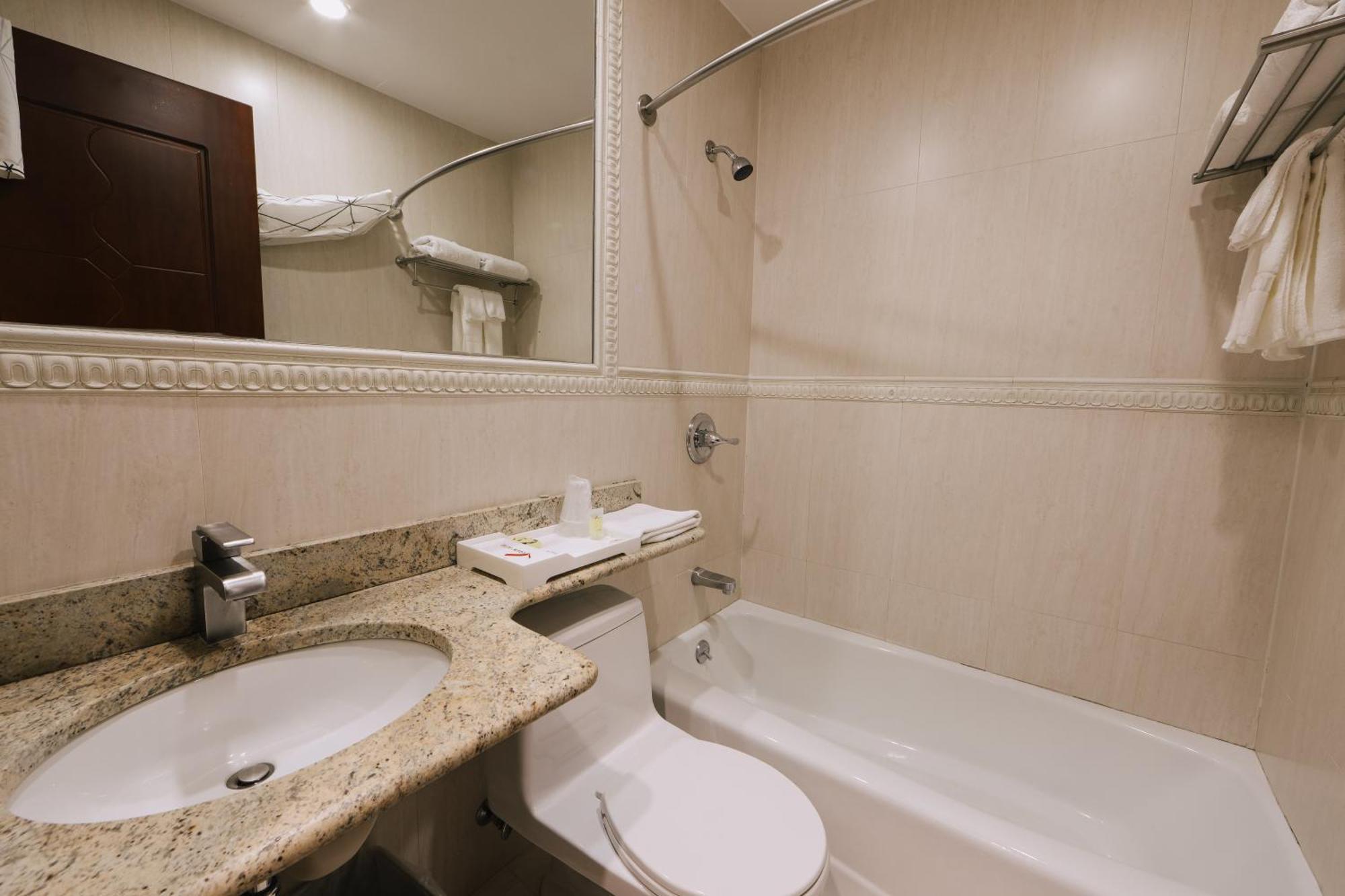 Asiatic - Flushing Hotel New York