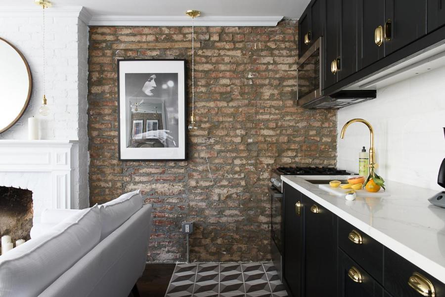 Bond Townhouse *