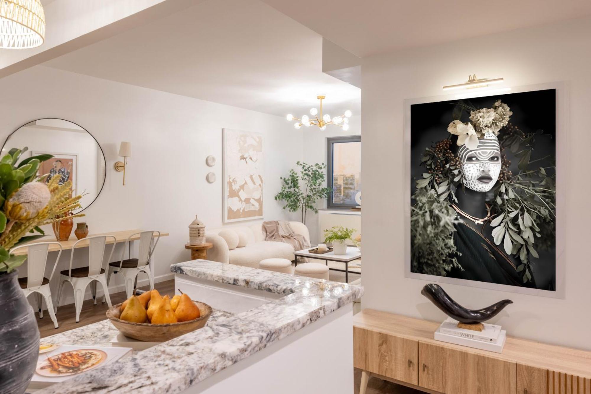 Designer For 6, Views, Near Times Square! Apartment
