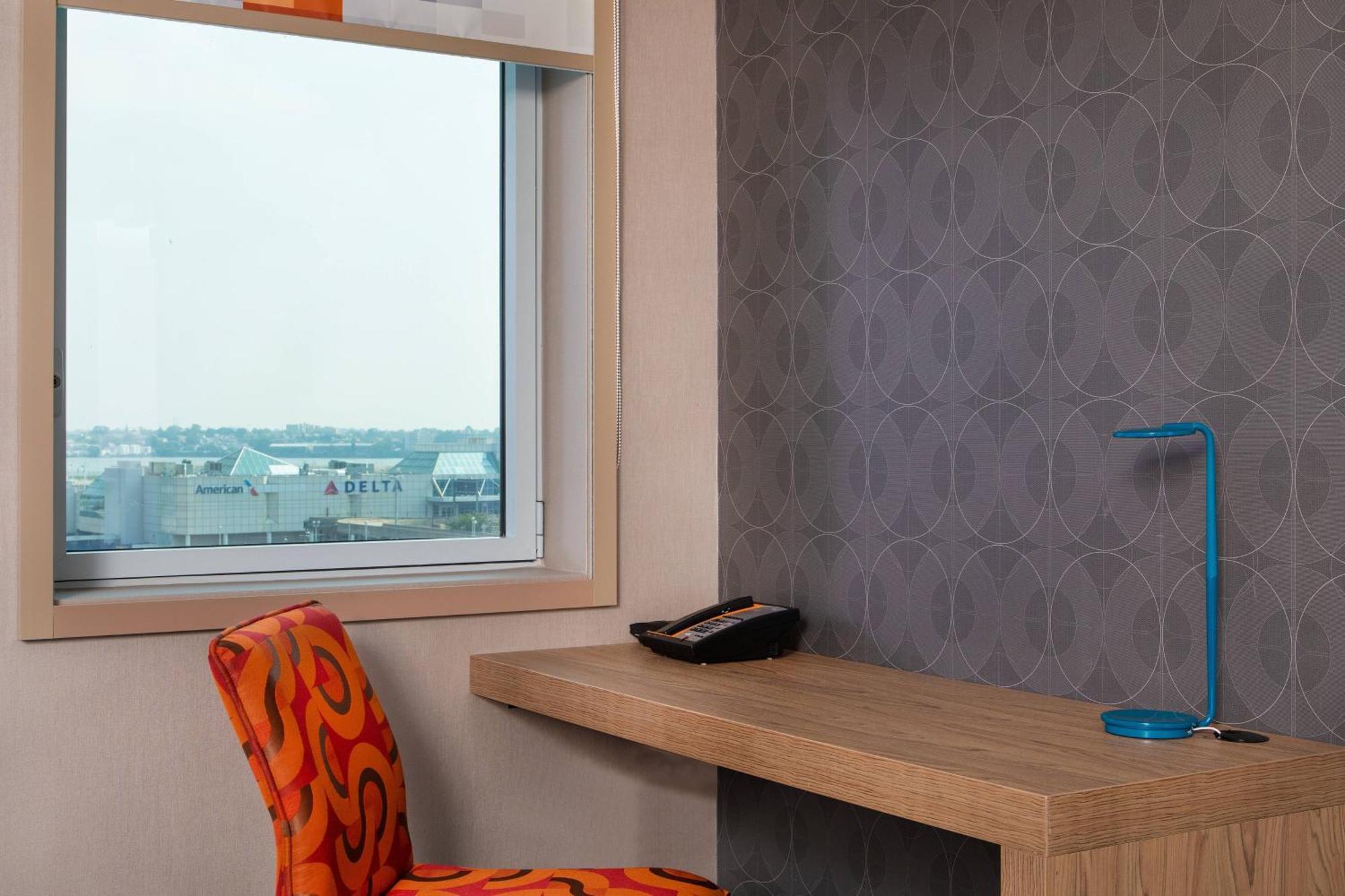 Aloft Laguardia Airport 3* New York