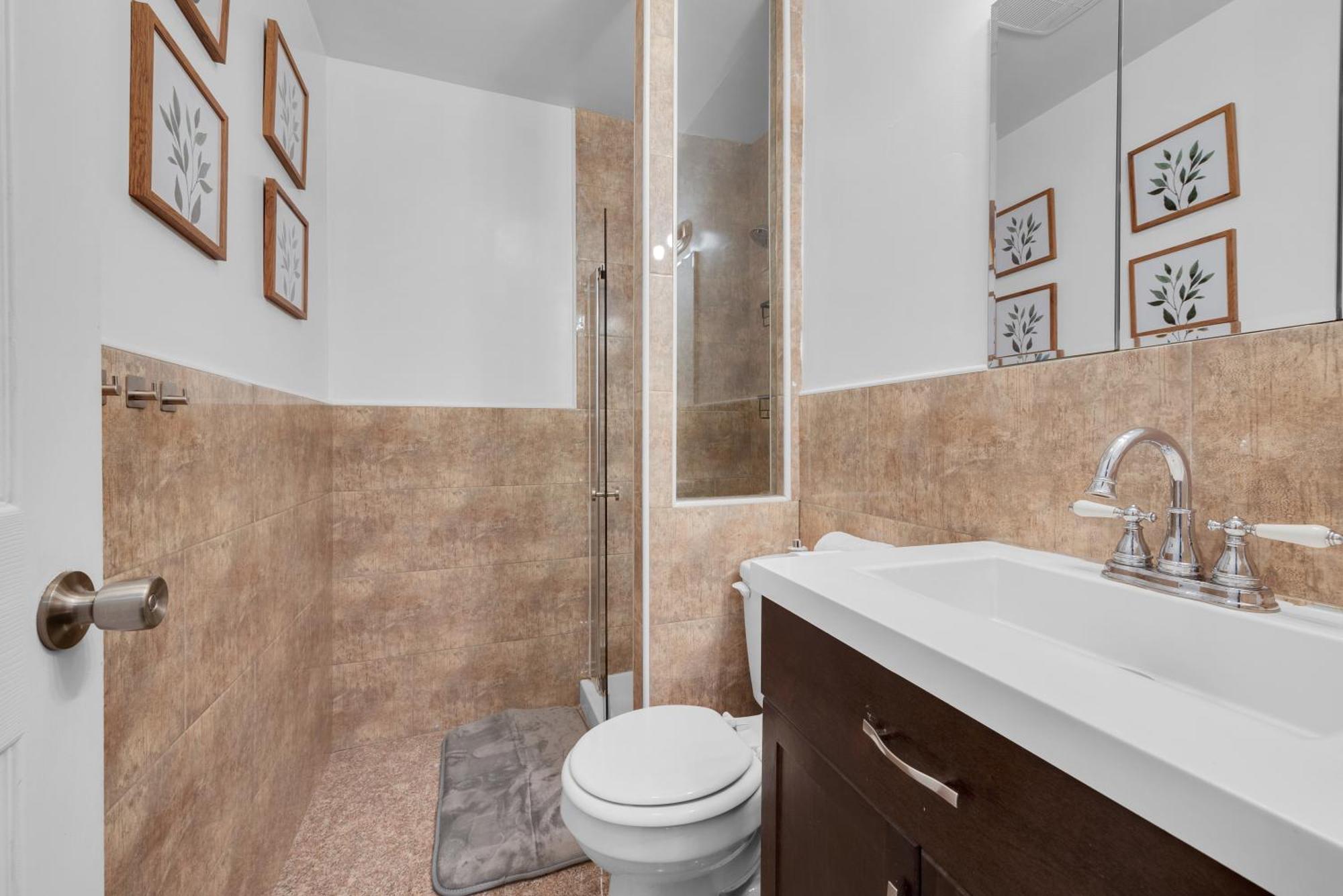 Stylish 2 Bedroom Apartment In Chelsea New York