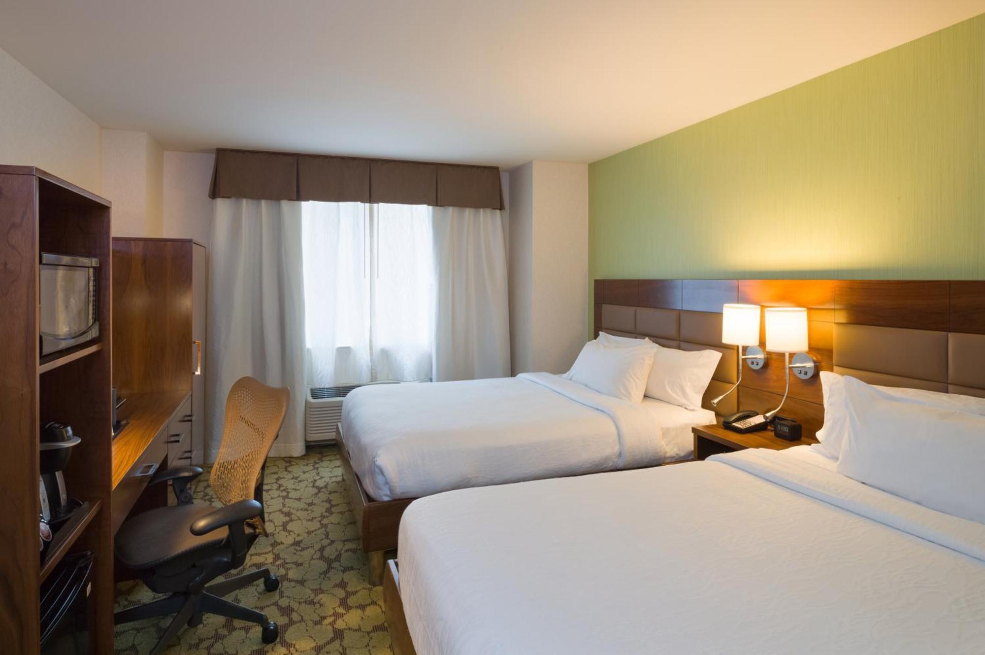 Hilton Garden Manhattan Midtown East 3*