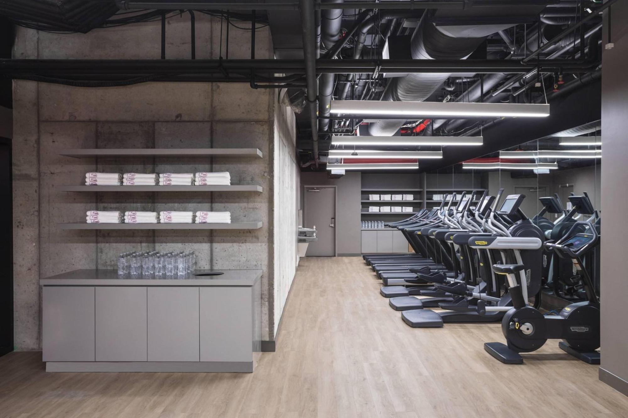 Moxy Nyc Chelsea Hotel 4*