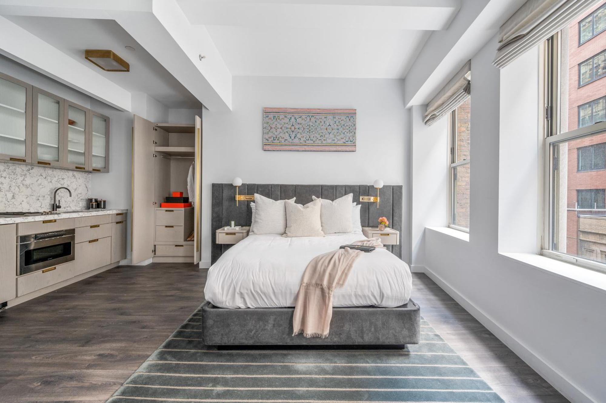 Aparthotel 17john 5*