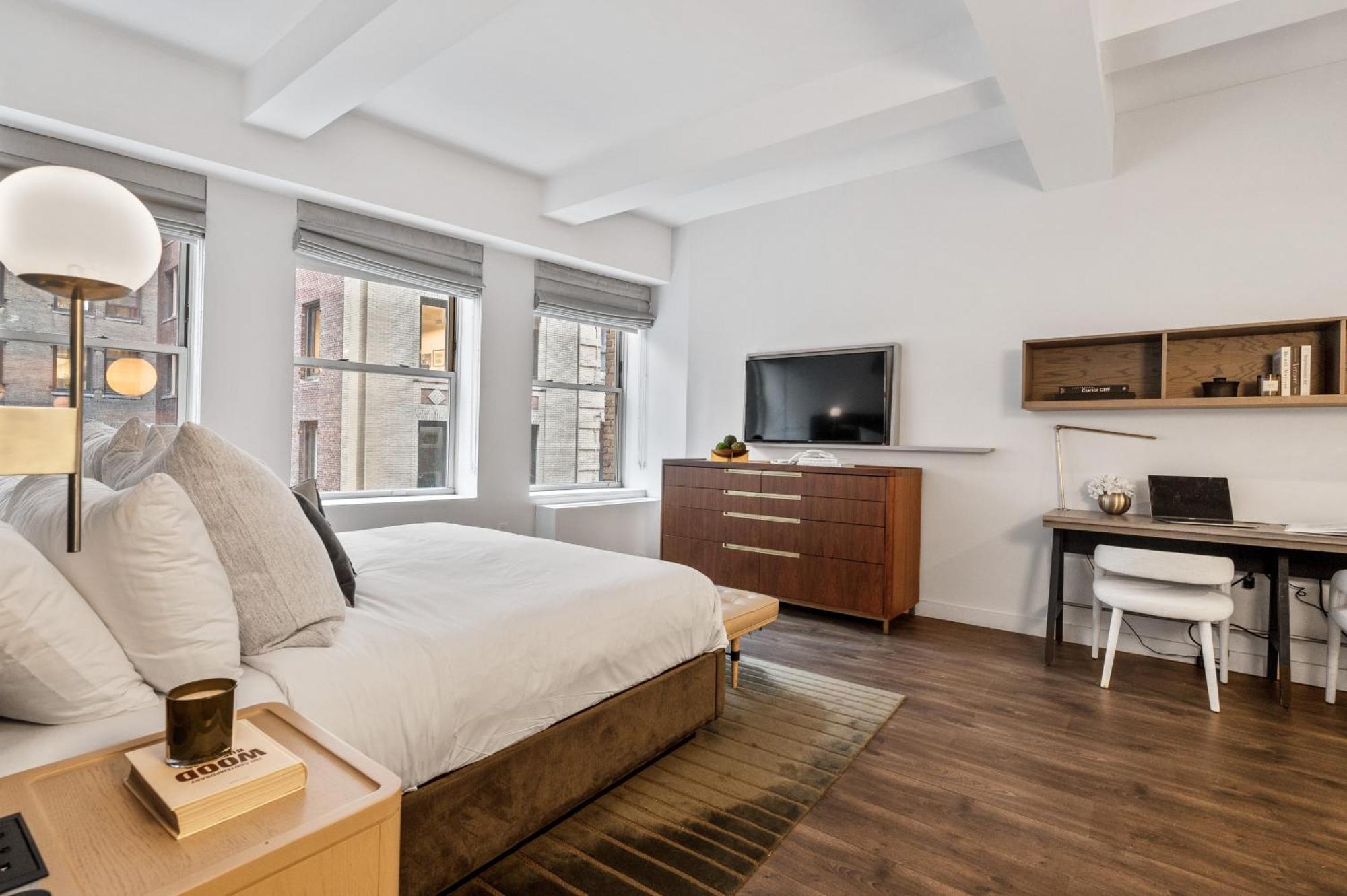 Aparthotel 17john 5*