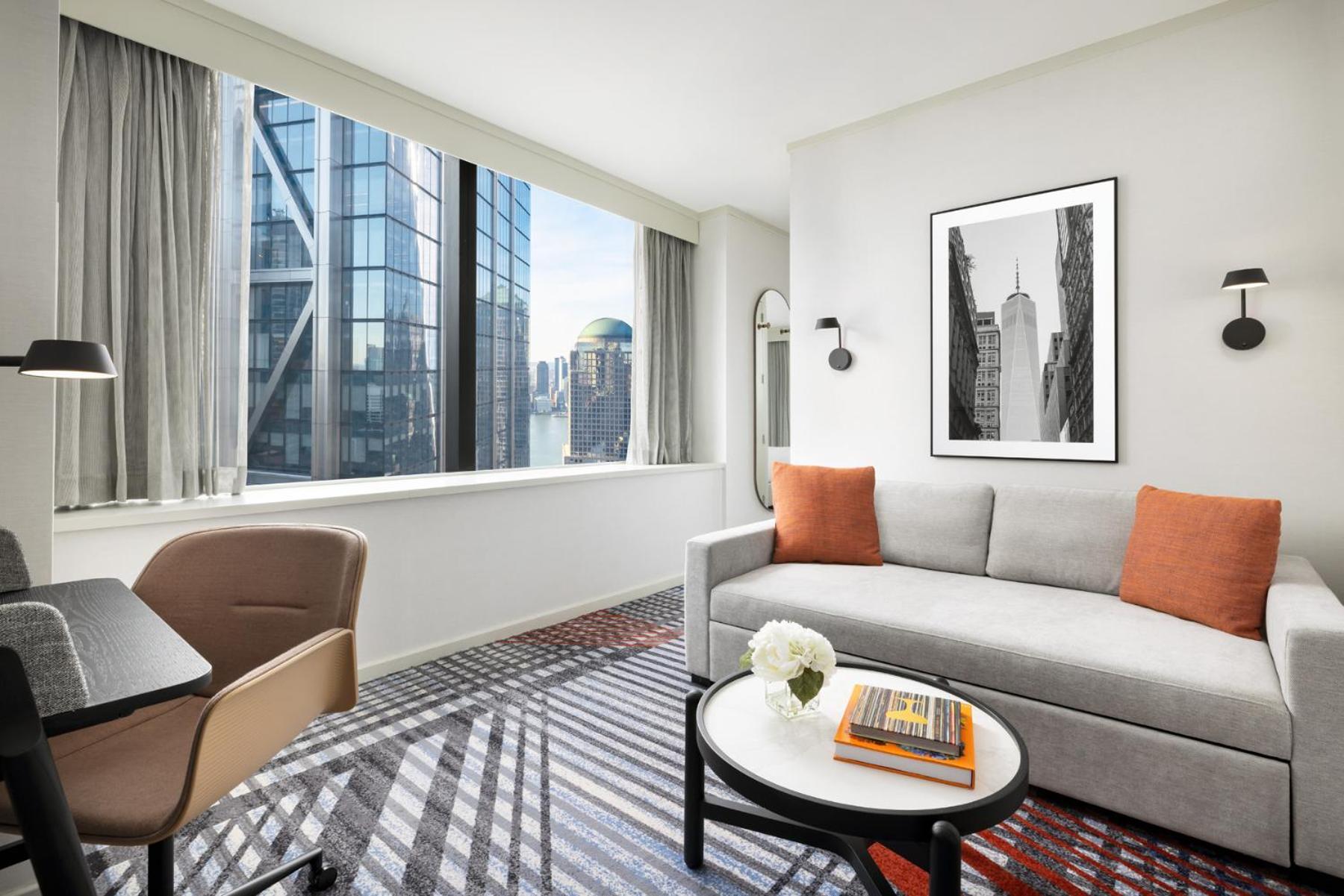 Millennium Downtown Hotel 4*