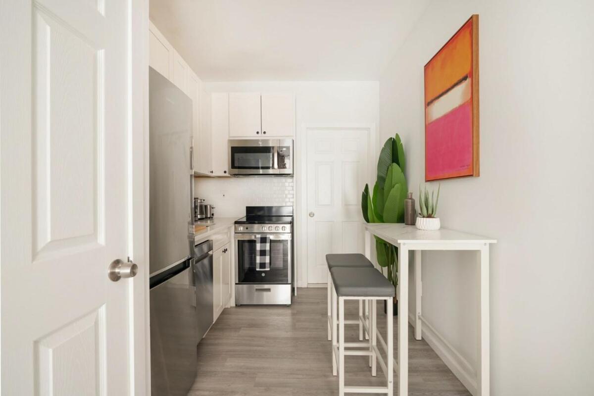 240-10 New Modern Ues W&d Apartment New York