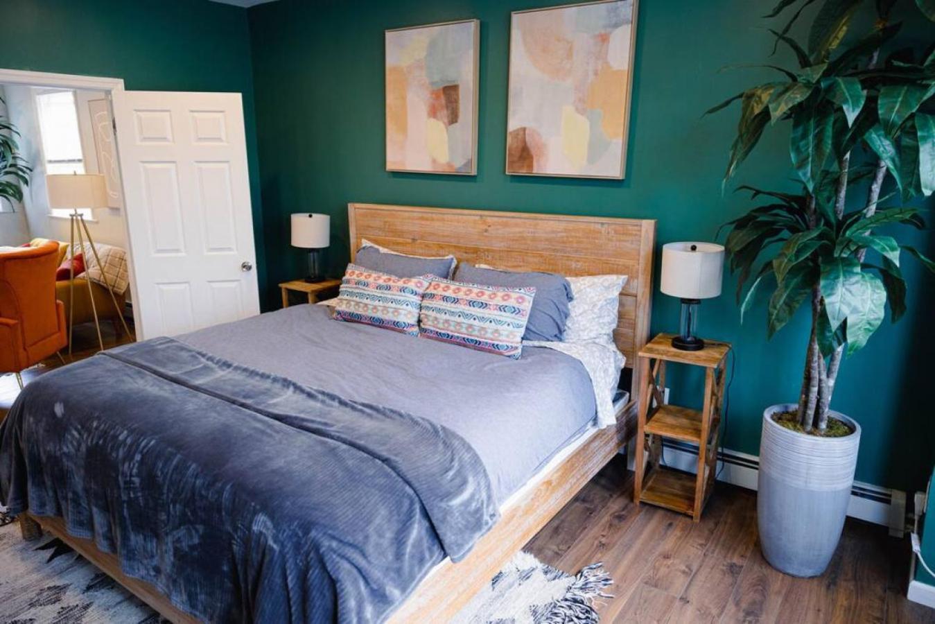The Rainforest Ii Sleeps 16 20m To Nyc Free Parking New York