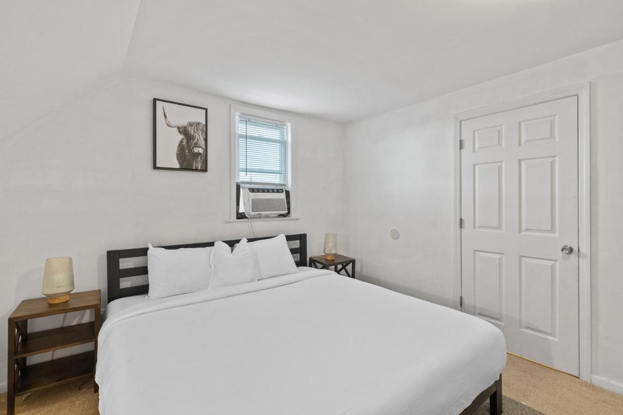 The Rainforest Ii Sleeps 16 20m To Nyc Free Parking Holiday home New York