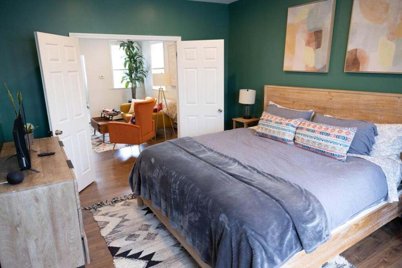 The Rainforest Ii Sleeps 16 20m To Nyc Free Parking Holiday home New York