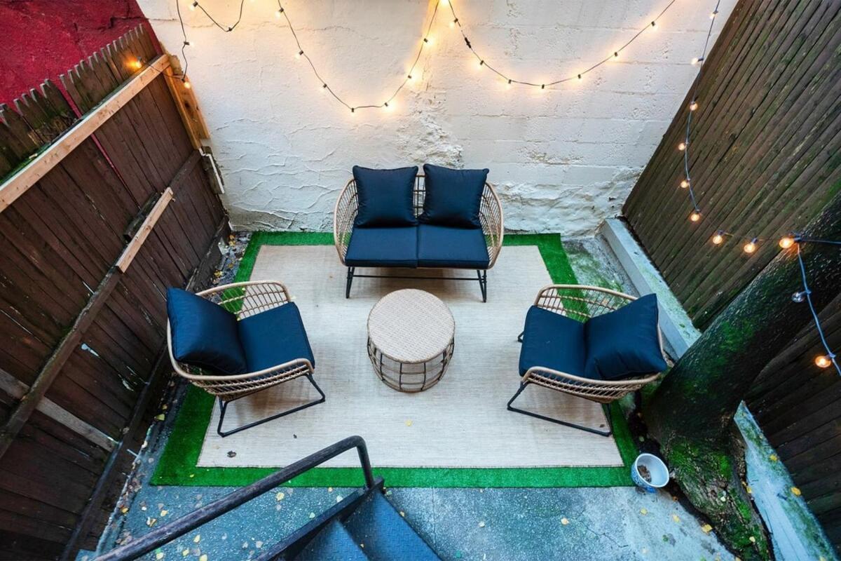 74-1c New With Private Outdoors - Gym * New York