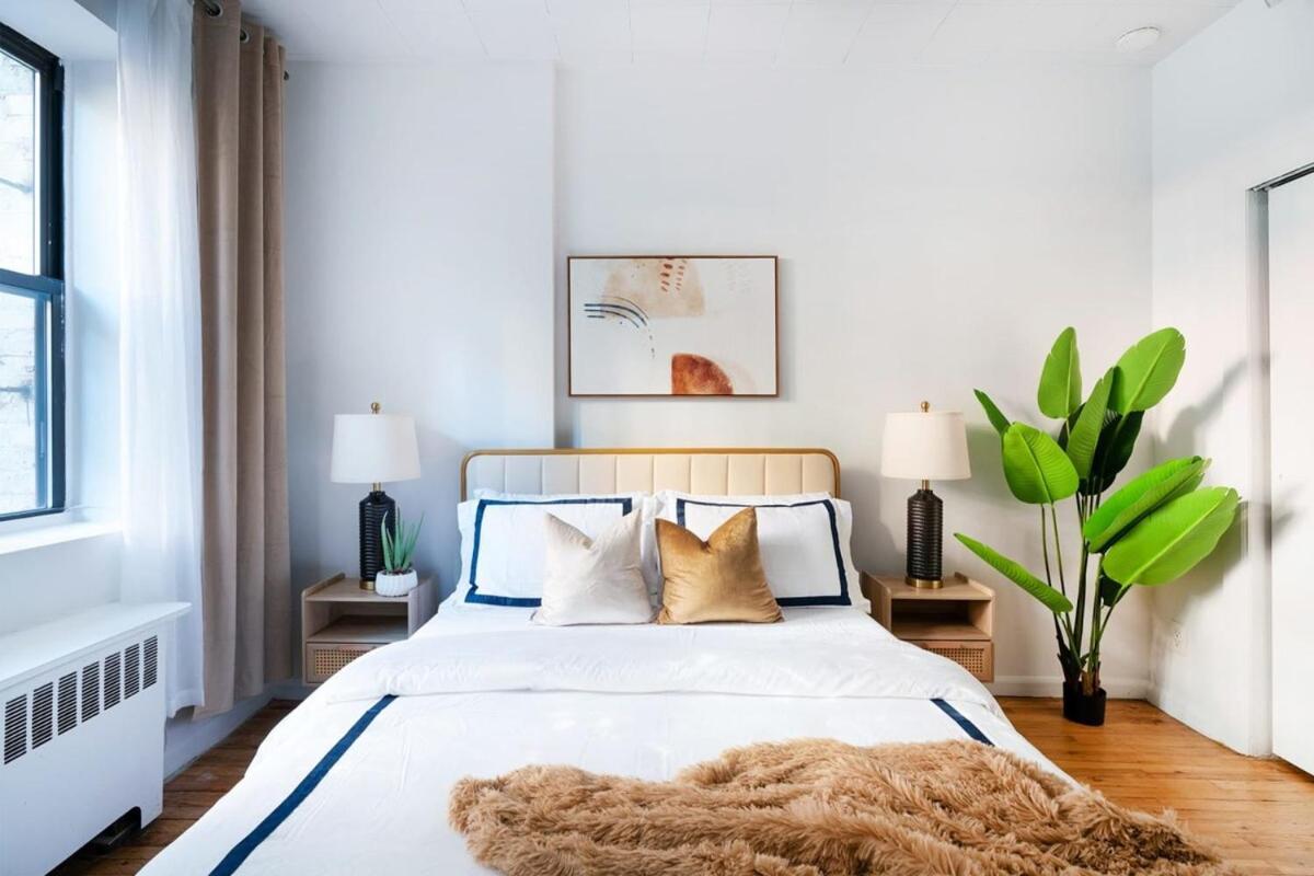 74-1c New With Private Outdoors - Gym * New York