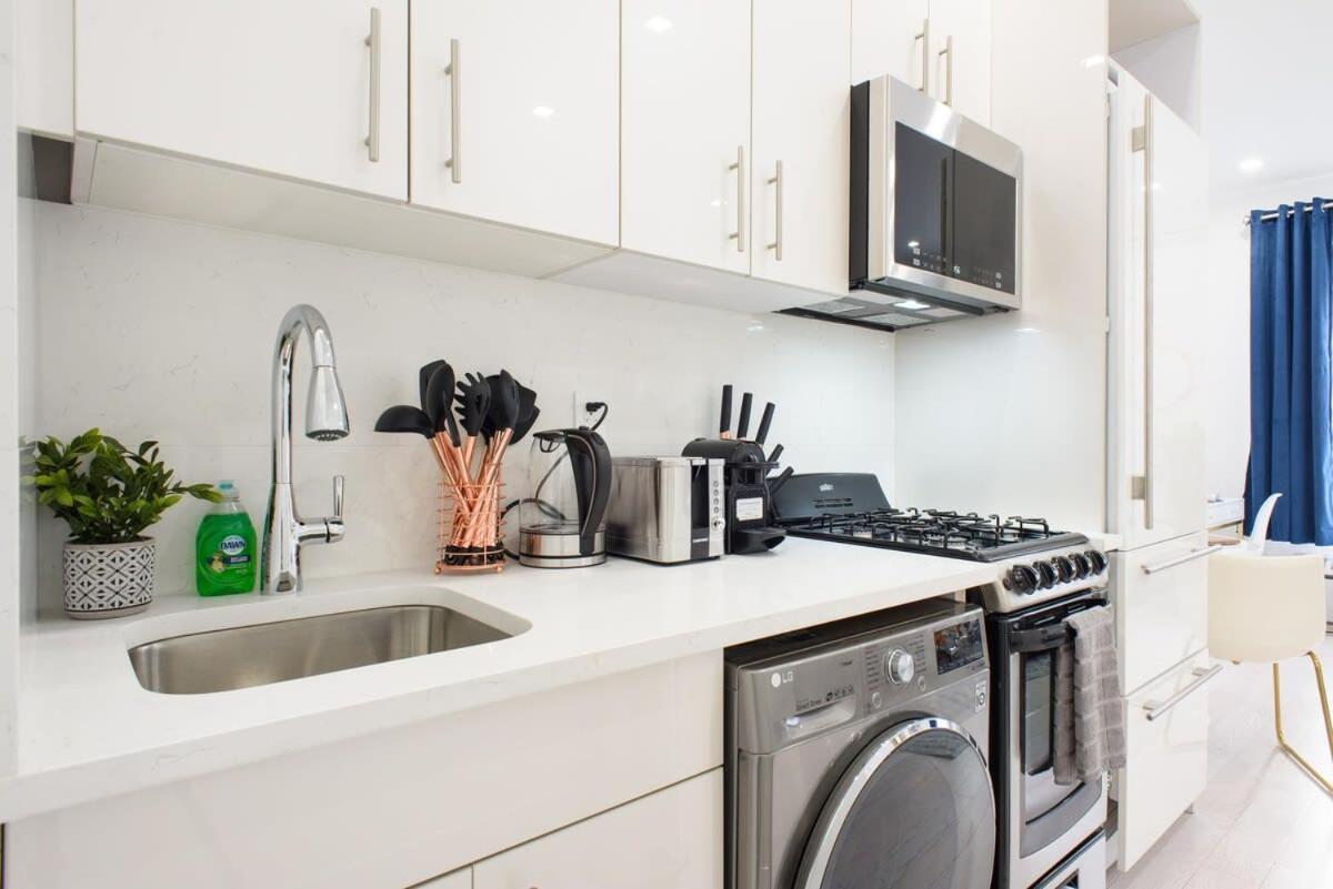 62-3a New Prime Ues W&d New York