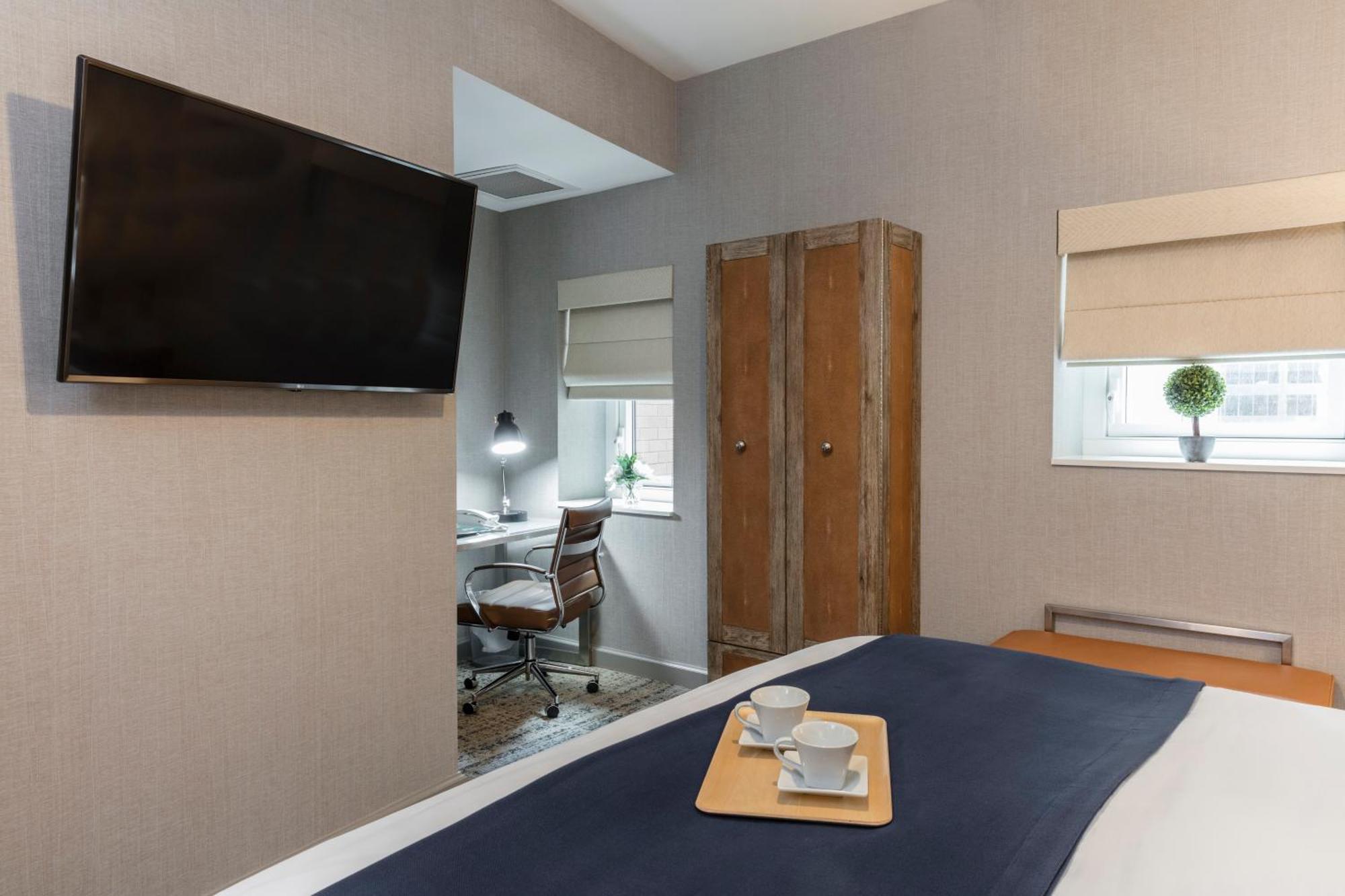 Artezen Hotel 4*
