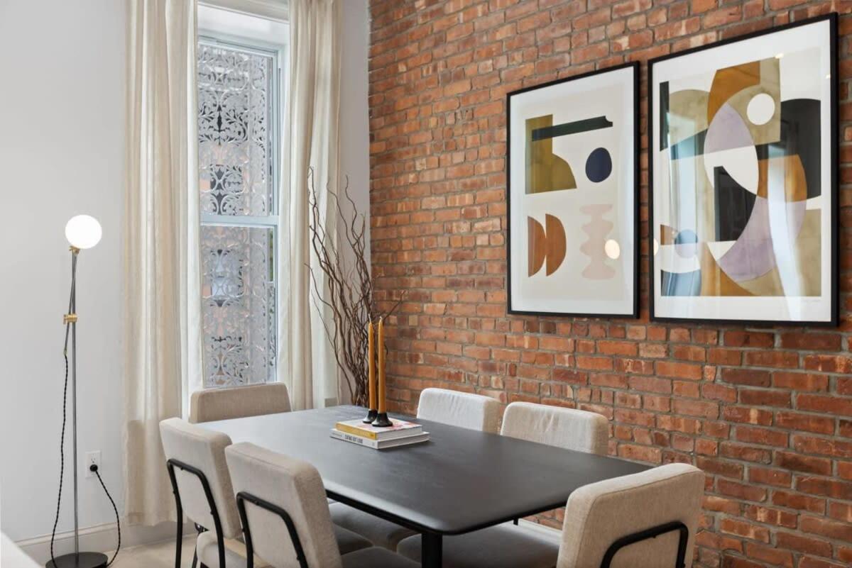 Linden Place Ii By Rove Travel 3 Bedroom Lenox Hill